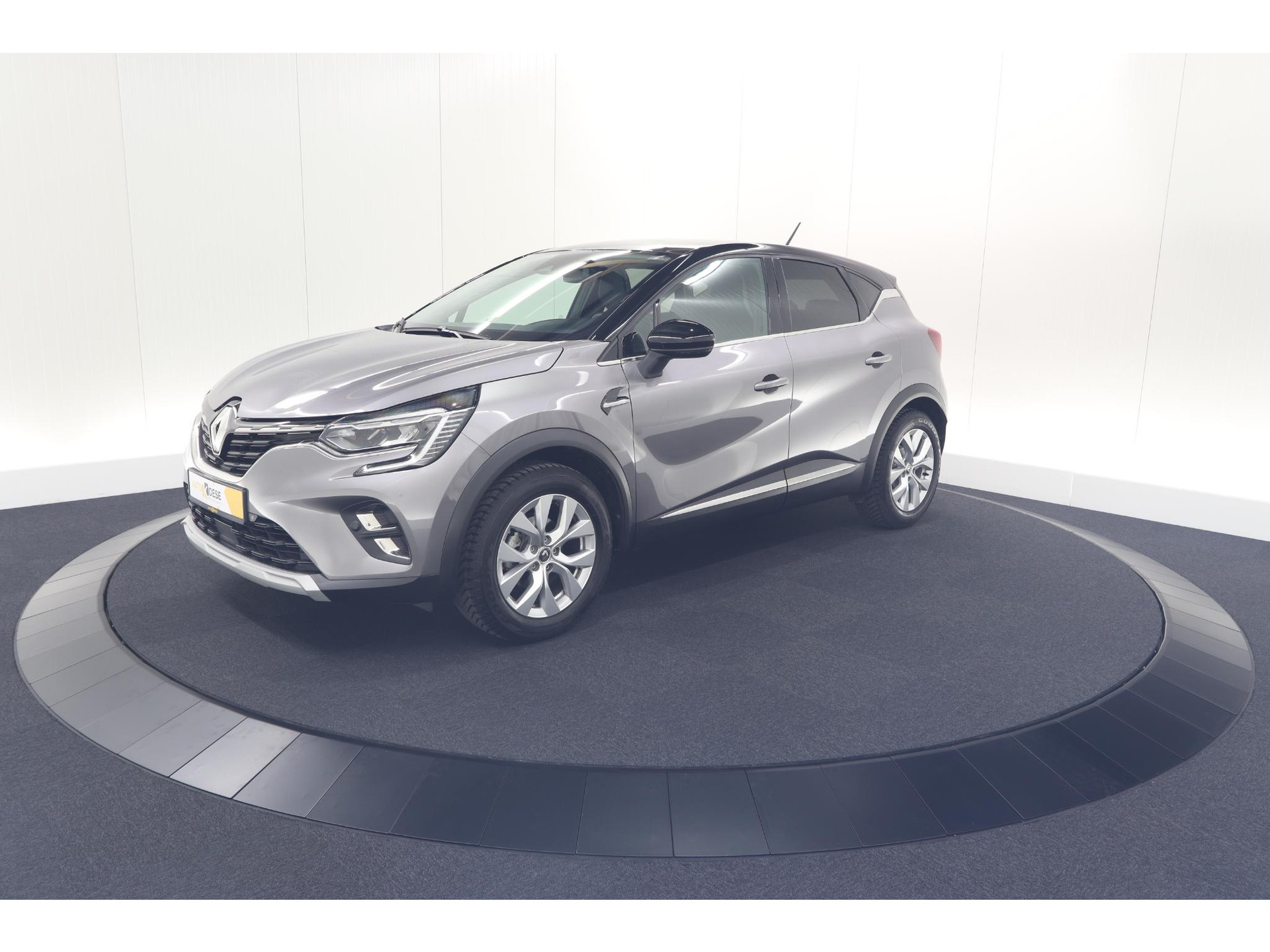 Renault Captur TCe 100 Intens | Trekhaak | Camera | Navigatie | Parkeersensoren