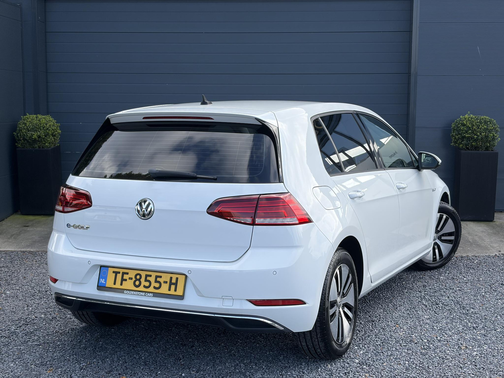 Volkswagen e-Golf ✓SOH 84,55%✓Carplay✓Navi✓LED✓Clima✓Cruise✓Pdc V+A✓Lm velgen✓N.A.P✓Apk tot 07-2027