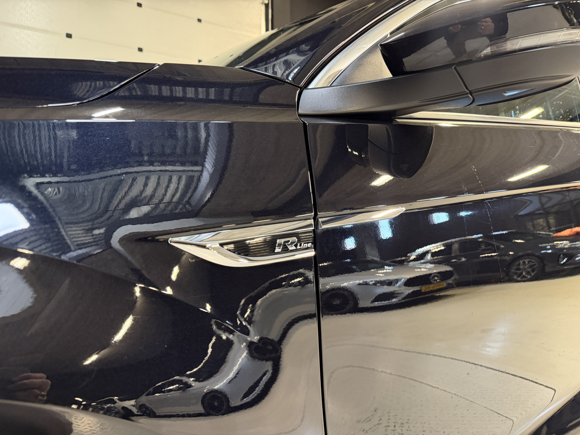 Volkswagen T-Roc 1.5 TSI Sport Business R | Pano | Camera | Stoelverw. | Adaptive cruise | Full LED | Dodehoeksensor