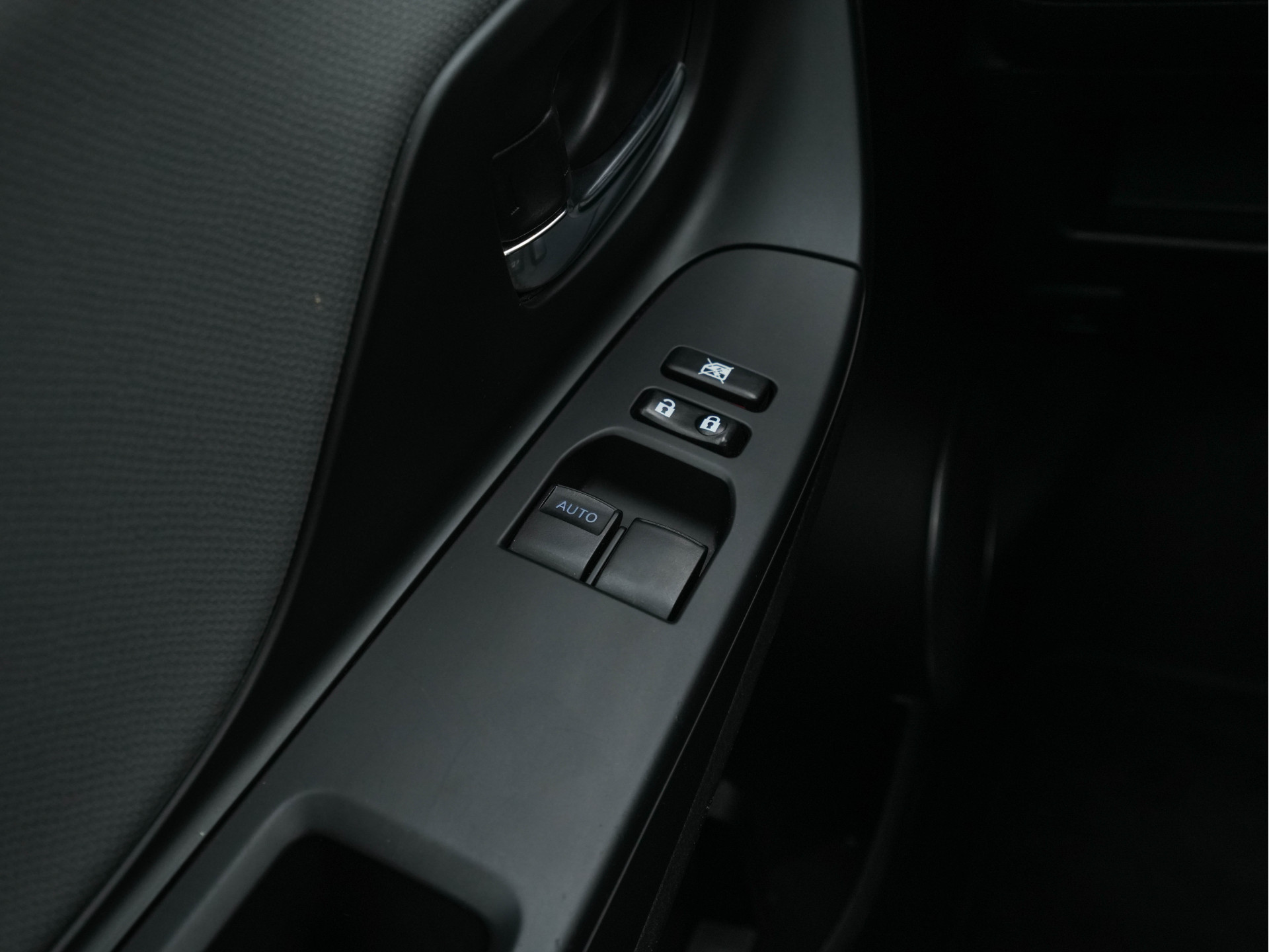 Toyota Yaris 1.5 Hybrid Aspiration Aut. *ECC | HEATED-COMFORTSEATS | CAMERA*