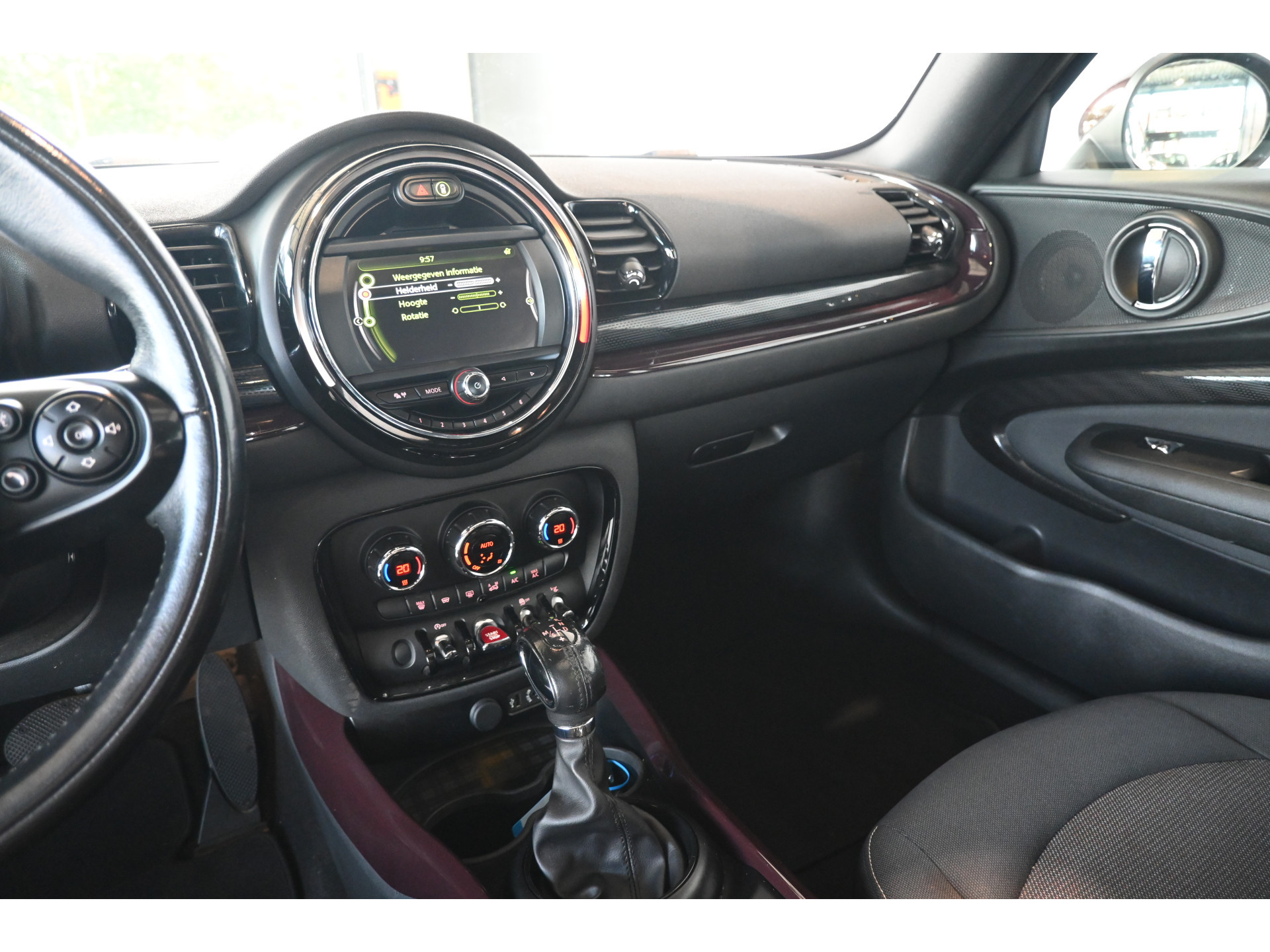 MINI Clubman 1.5 Salt Business Automaat Navigatie Panoramadak Goed Onderhouden! Inruil Mogelijk!