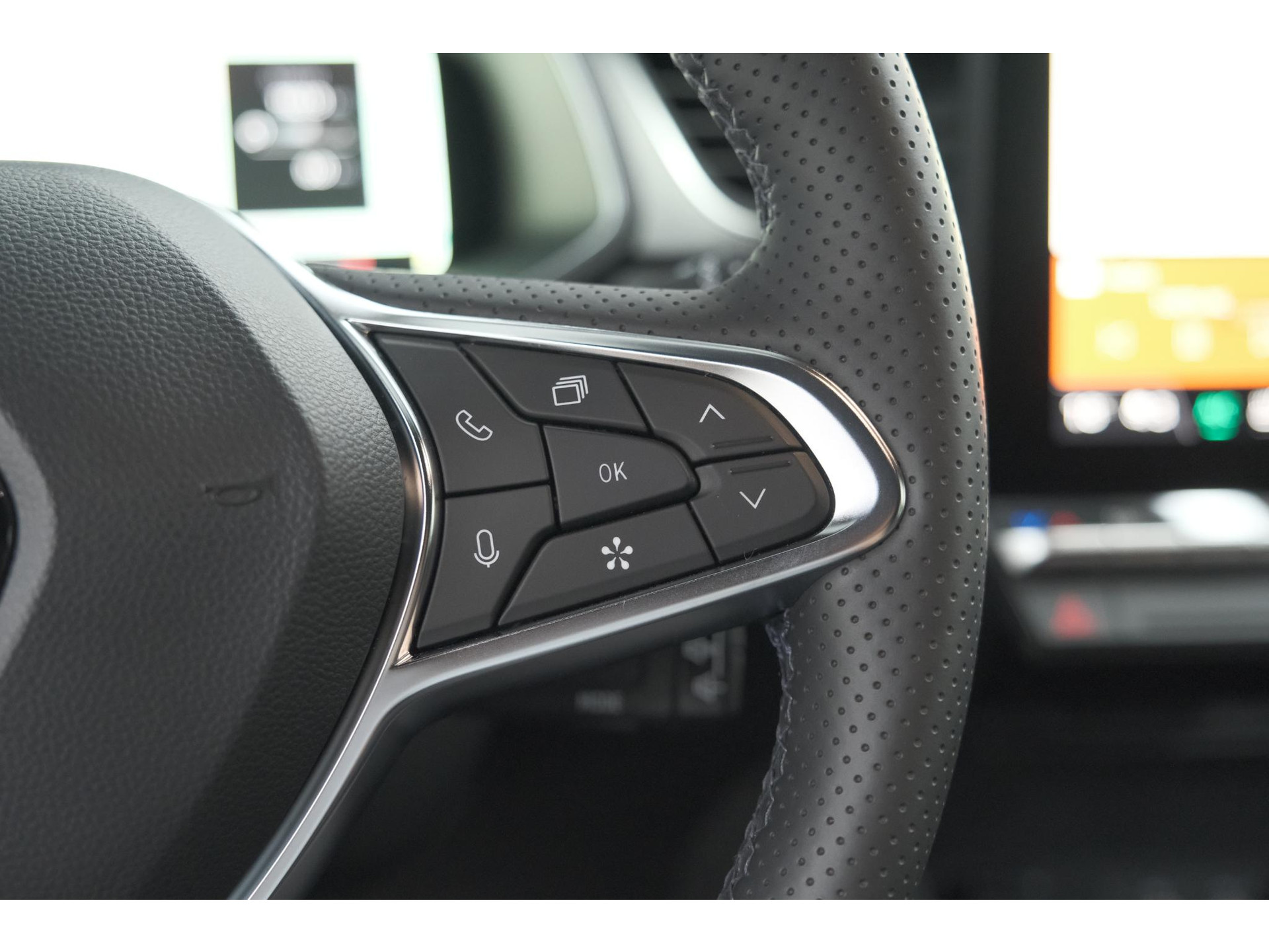 Renault Captur TCe 90 Techno | Nieuw Model | Camera | Harman Kardon | Apple Carplay | Parkeersensoren | 18 Inch Lichtmetalen Velgen