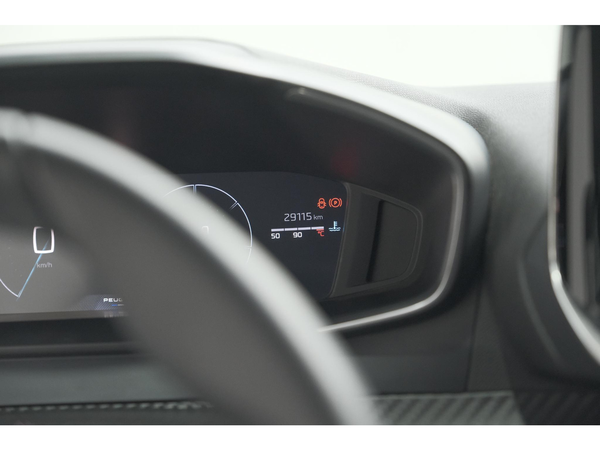 Peugeot 208 PureTech 100 Allure | Parkeersensoren | Navigatie | Apple Carplay