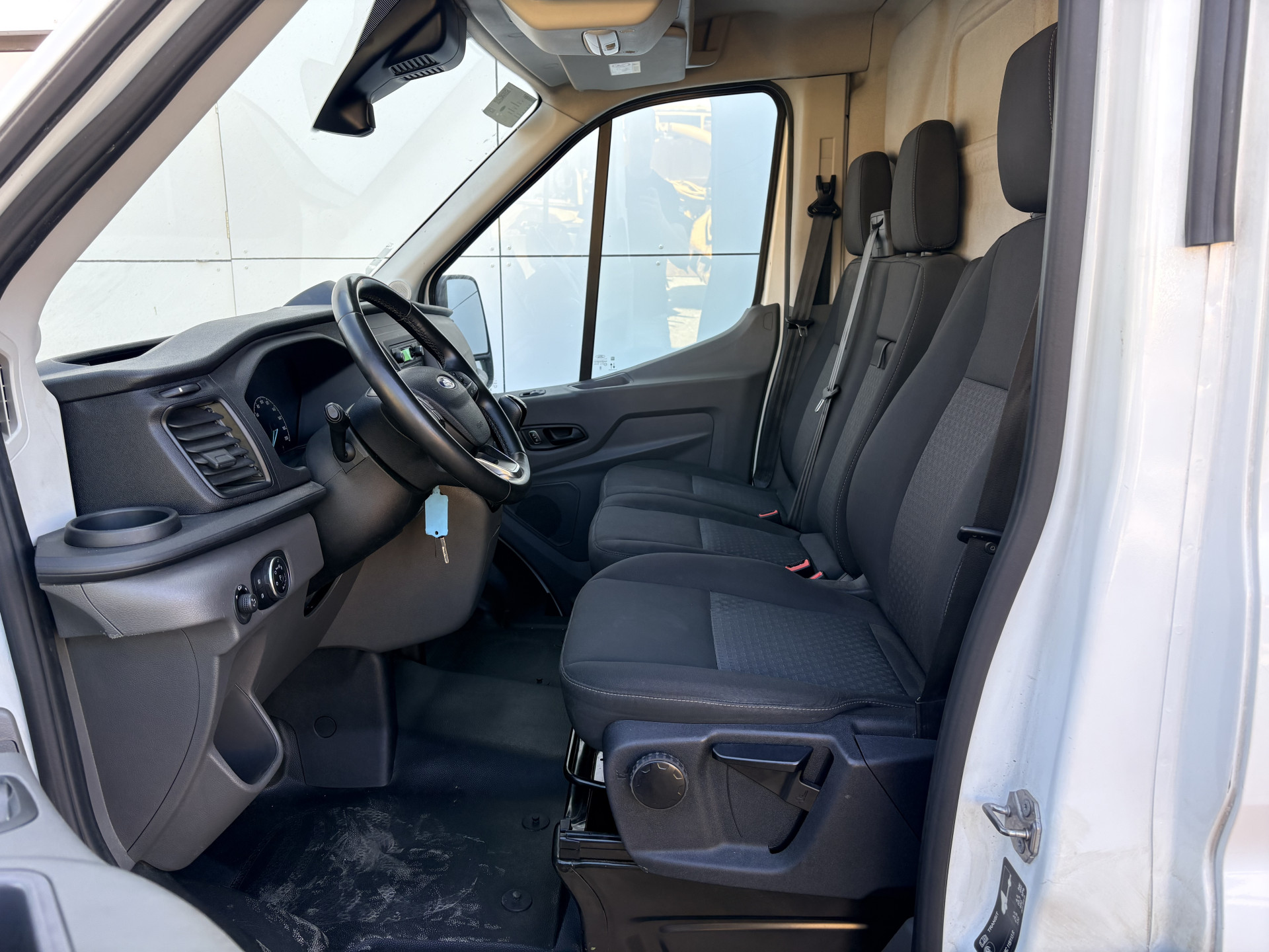 Ford Transit 350 2.0 TDCI 170PK L3H3 Airco Cruise Control Parkeersensoren v+a Voorruitverwarming
