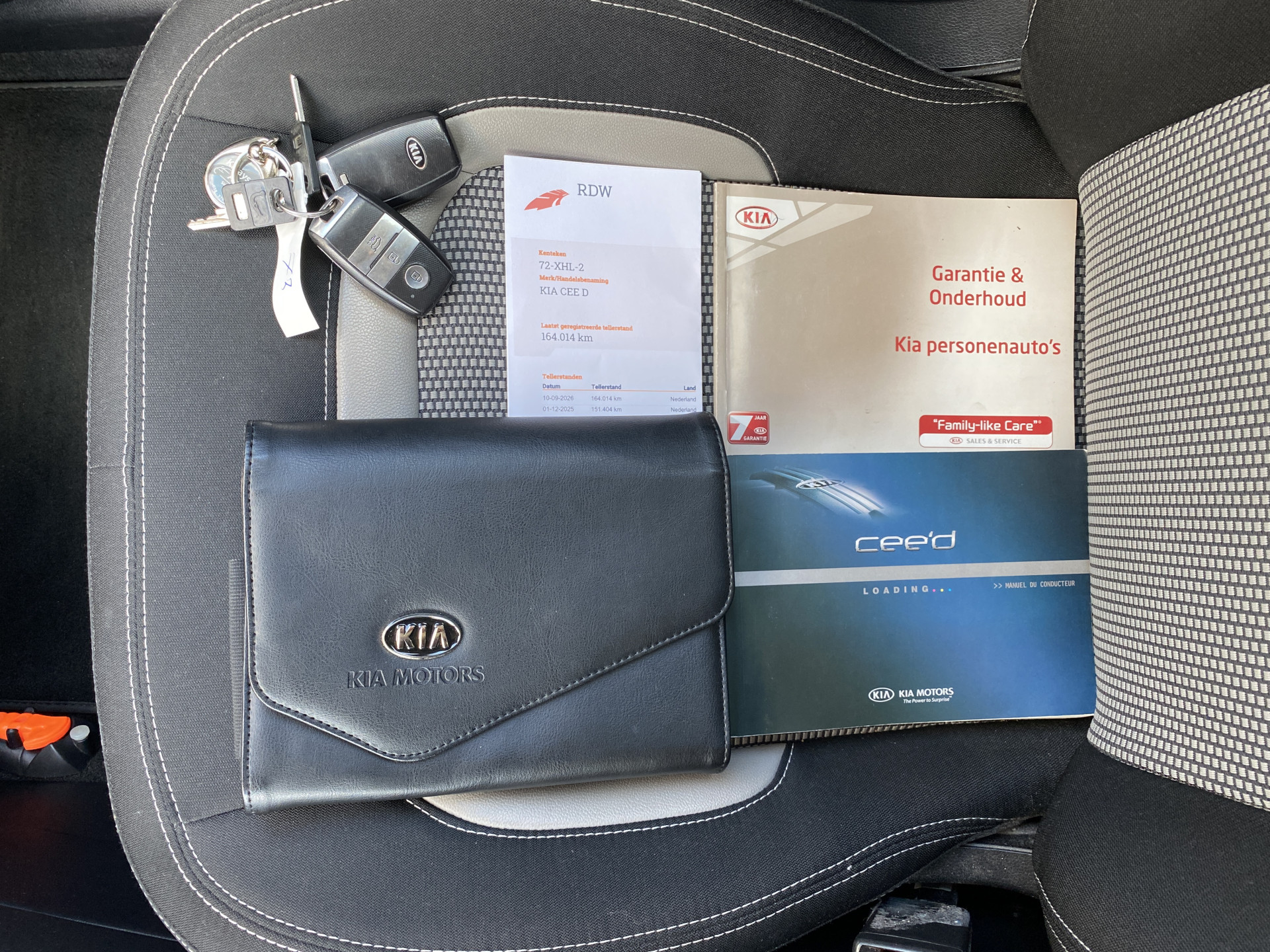 Kia Cee'd 1.6 GDI Super Pack 136 pk | navigatie | trekhaak | all season banden | keyless go | camera