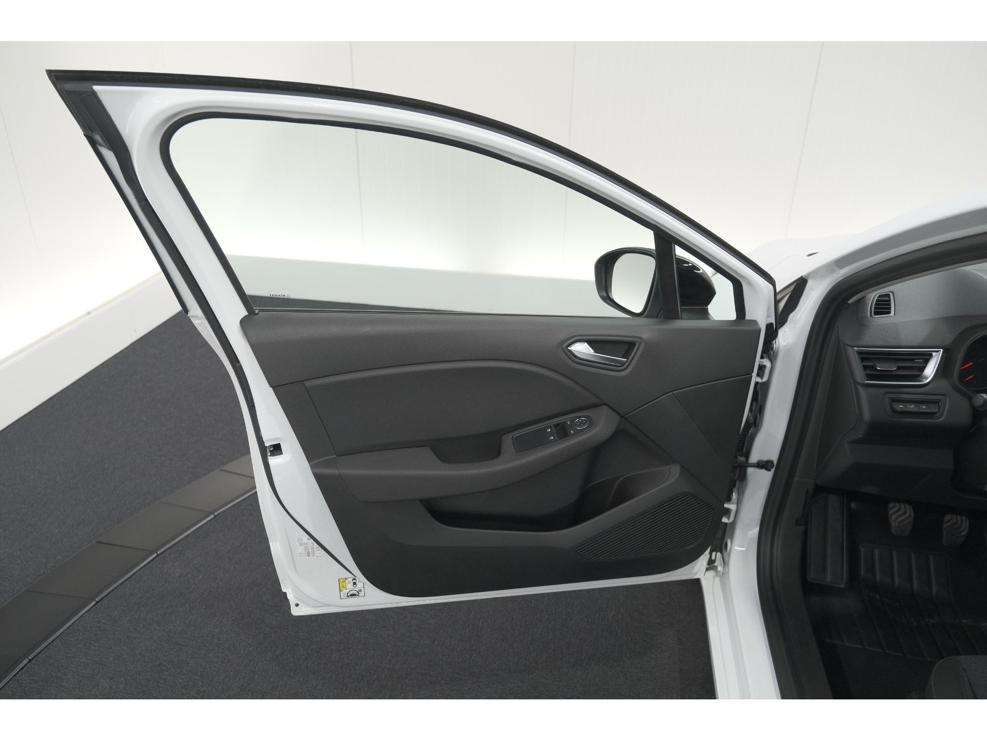 Renault Clio TCe 90 Equilibre | Parkeersensoren | Apple Carplay | Cruise Control | Airco