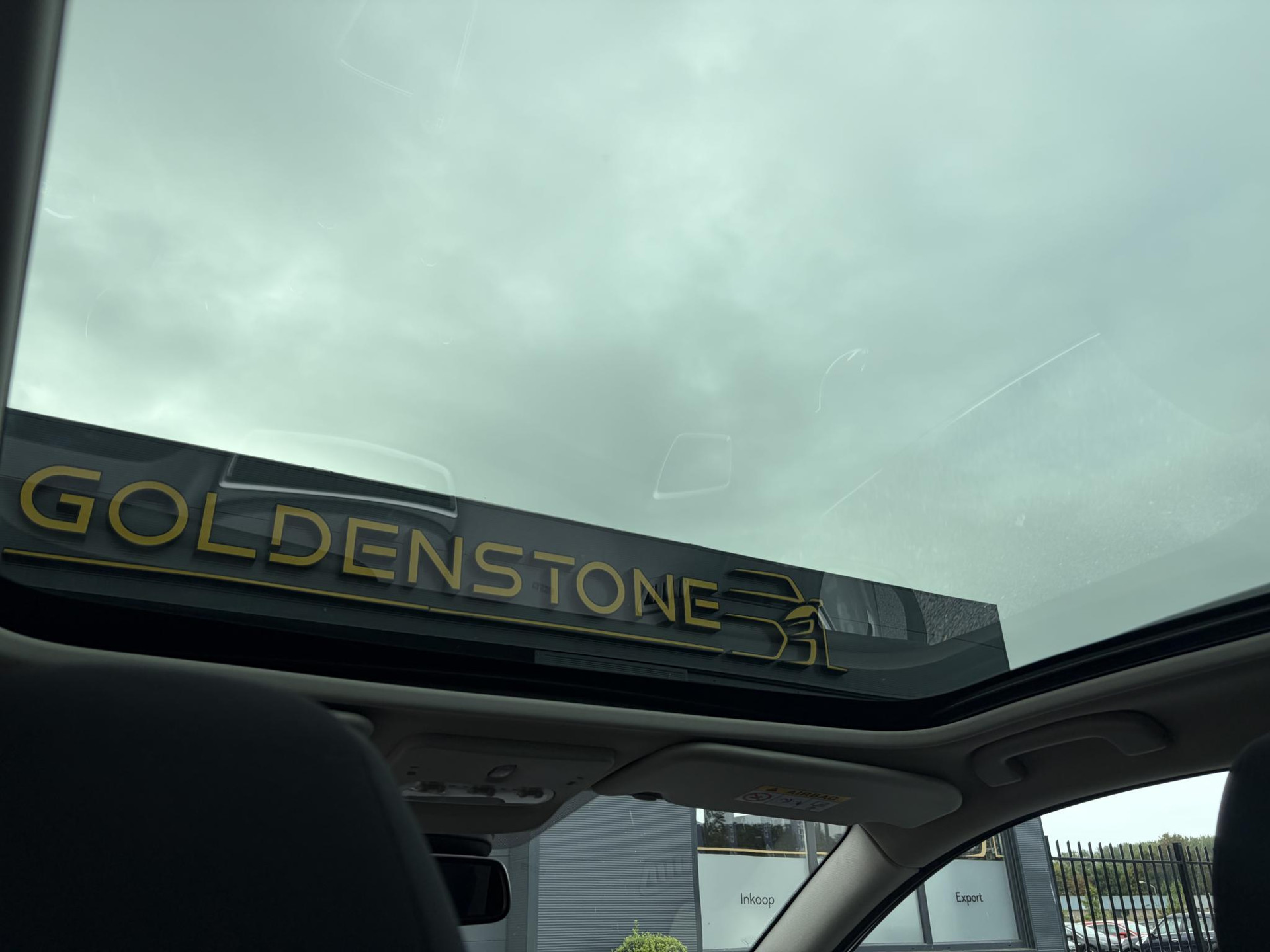 Nissan Qashqai 1.2 N-Connecta ✓Net beurt gehad✓360° Camera✓Navi✓Trekhaak✓Pano✓Pdc V+A✓Keyless✓18'Lm velgen✓Clima✓Cruise✓Rijstrooksensor✓116pk✓6 Bak✓N.A.P✓Apk tot 10-2027