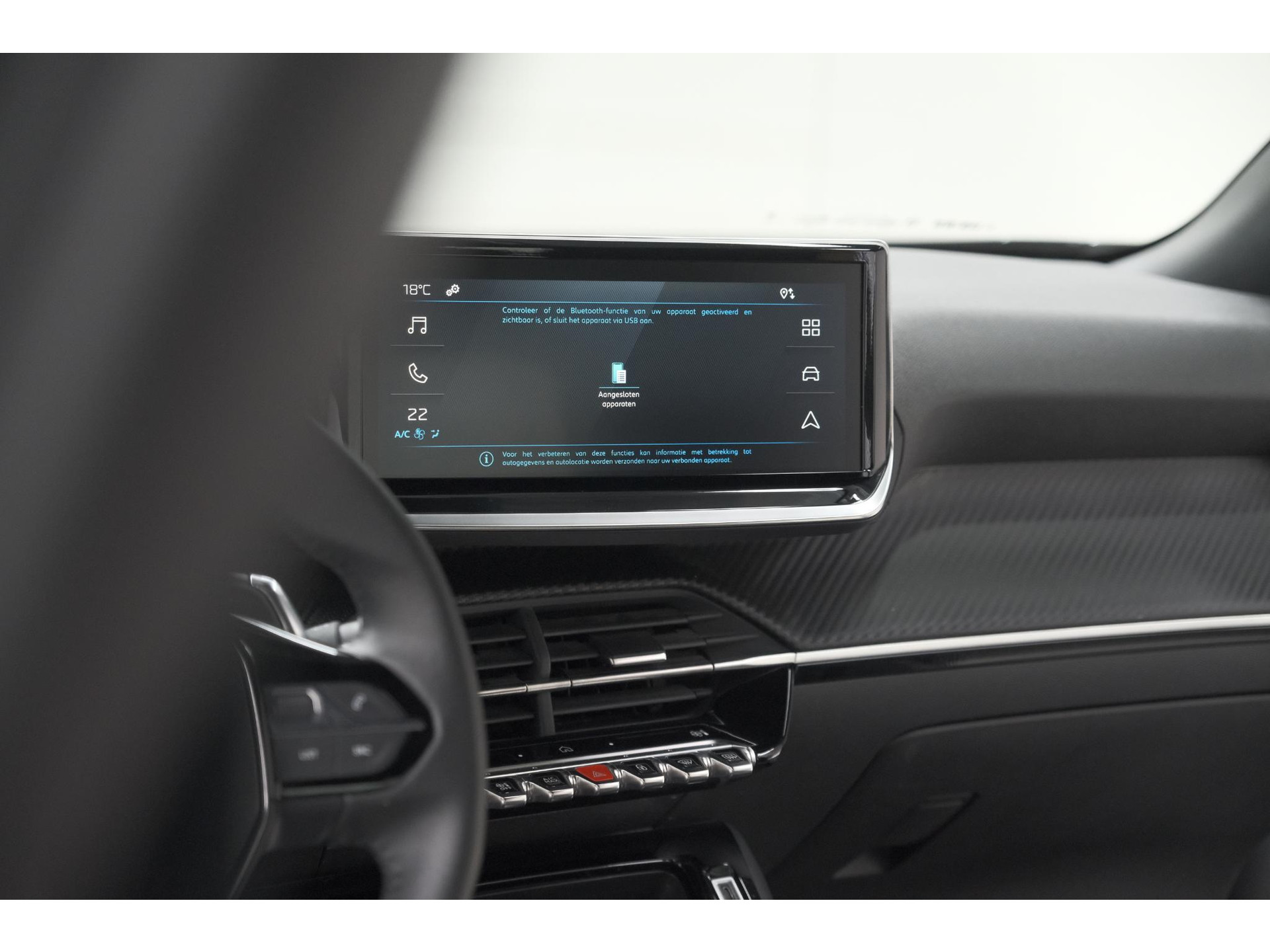 Peugeot 2008 1.2 Hybrid 136 Style | Apple Carplay | Parkeersensoren | Climate control