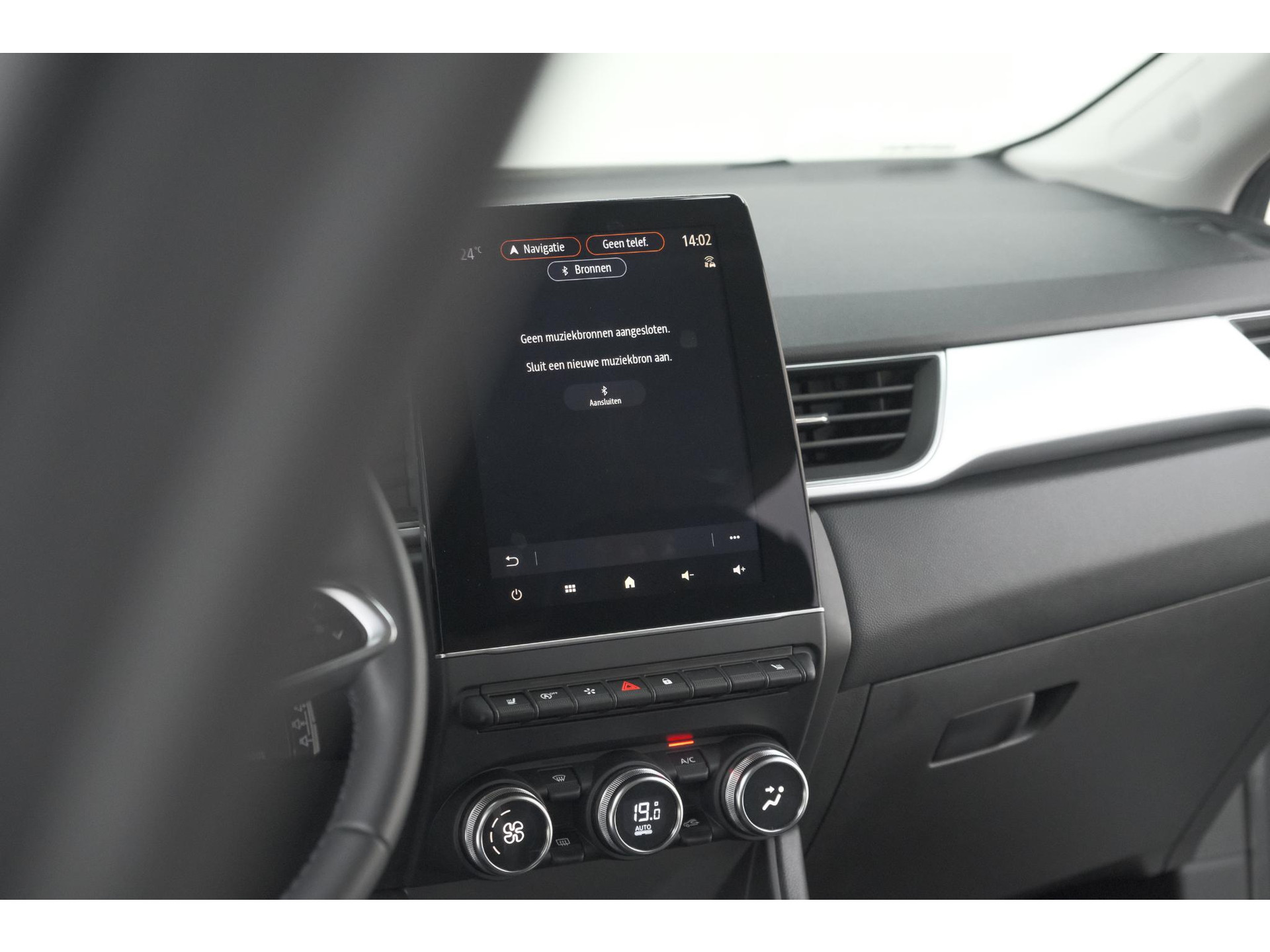 Renault Captur Mild Hybrid 140 EDC Techno | Camera | 9.3 Inch Groot Scherm | Stoelverwarming | Apple Carplay