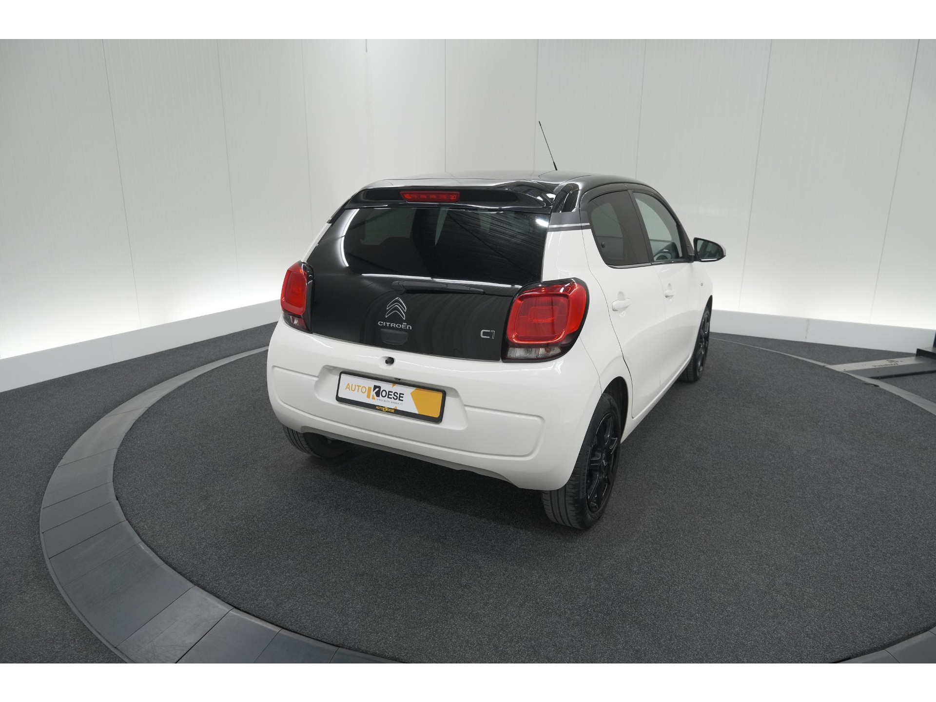 Citroen C1 1.0 VTi Feel | Camera | Apple Carplay | Airco | 5 Deurs