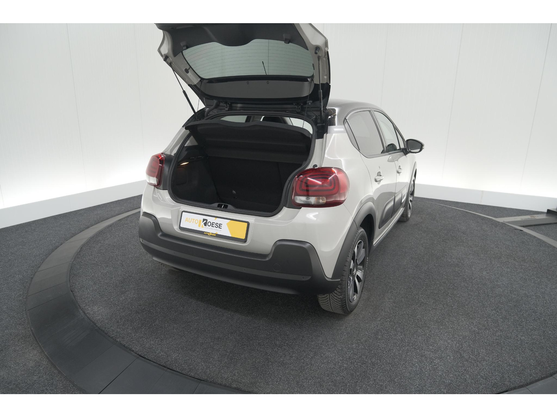 Citroen C3 PureTech 82 Feel Edition | Allseason Banden | Climate Control | Apple Carplay | Parkeersensoren