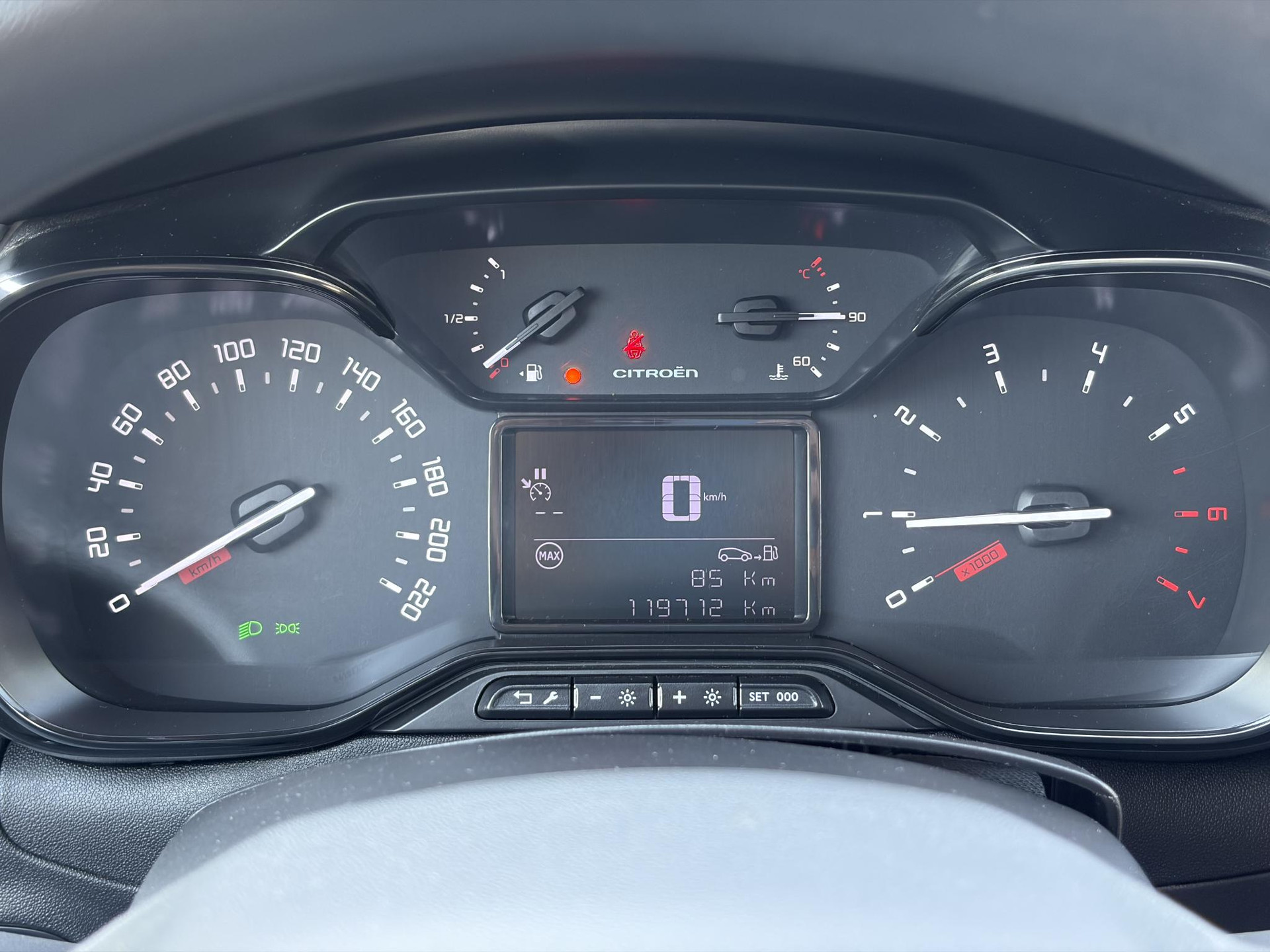 Citroen C3 1.2 PureTech S&S Feel D-riem vv in 2025,2e Eigenaar,Navi,Carplay,Clima,Cruise,Pdc,Rijstrooksensor,N.A.P,Apk tot 03-2028