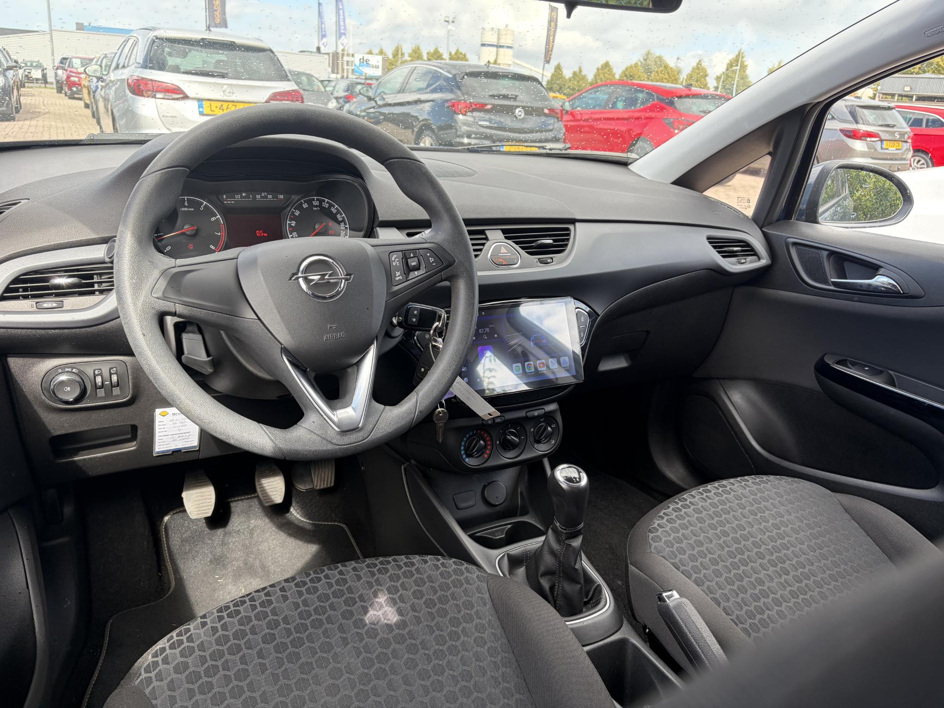 Opel Corsa 1.4 Edition ✓2e Eigenaar✓Carplay✓Trekhaak✓5 Deurs✓N.A.P✓Weinig km✓Zeer Zuinig✓N.A.P✓Apk tot 03-2027