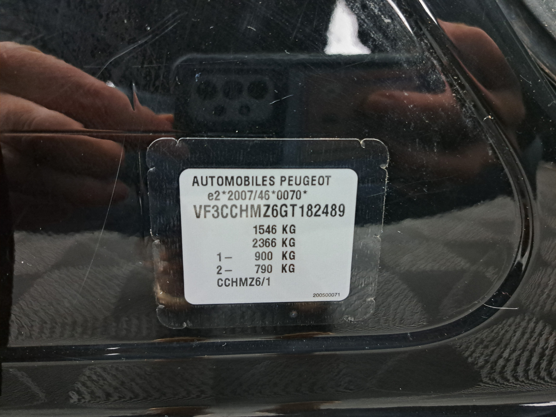 Peugeot 208 1.2 PureTech Blue Lion *AIRCO | NAVI-FULLMAP | COMFORT-SEATS | CRUISE | PDC*