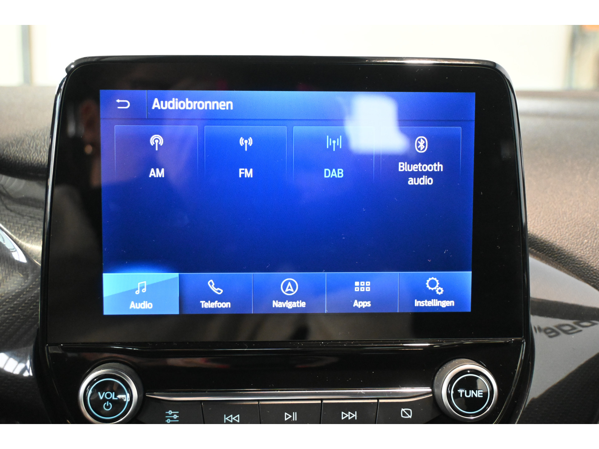 Ford Fiesta 1.0 EcoBoost Hybrid Active X Navigatie Caplay Stoel/Stuurverwarming Goed Onderhouden! Inruil Mogelijk!