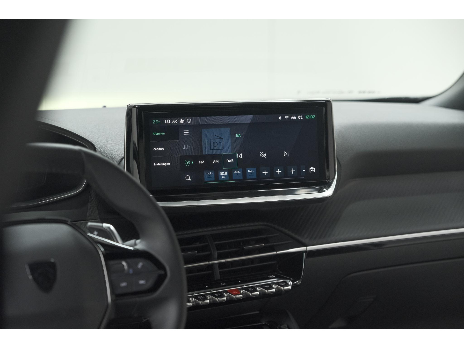 Peugeot 2008 PureTech 130 EAT8 Allure | Camera | Navigatie | Parkeersensoren | Apple Carplay