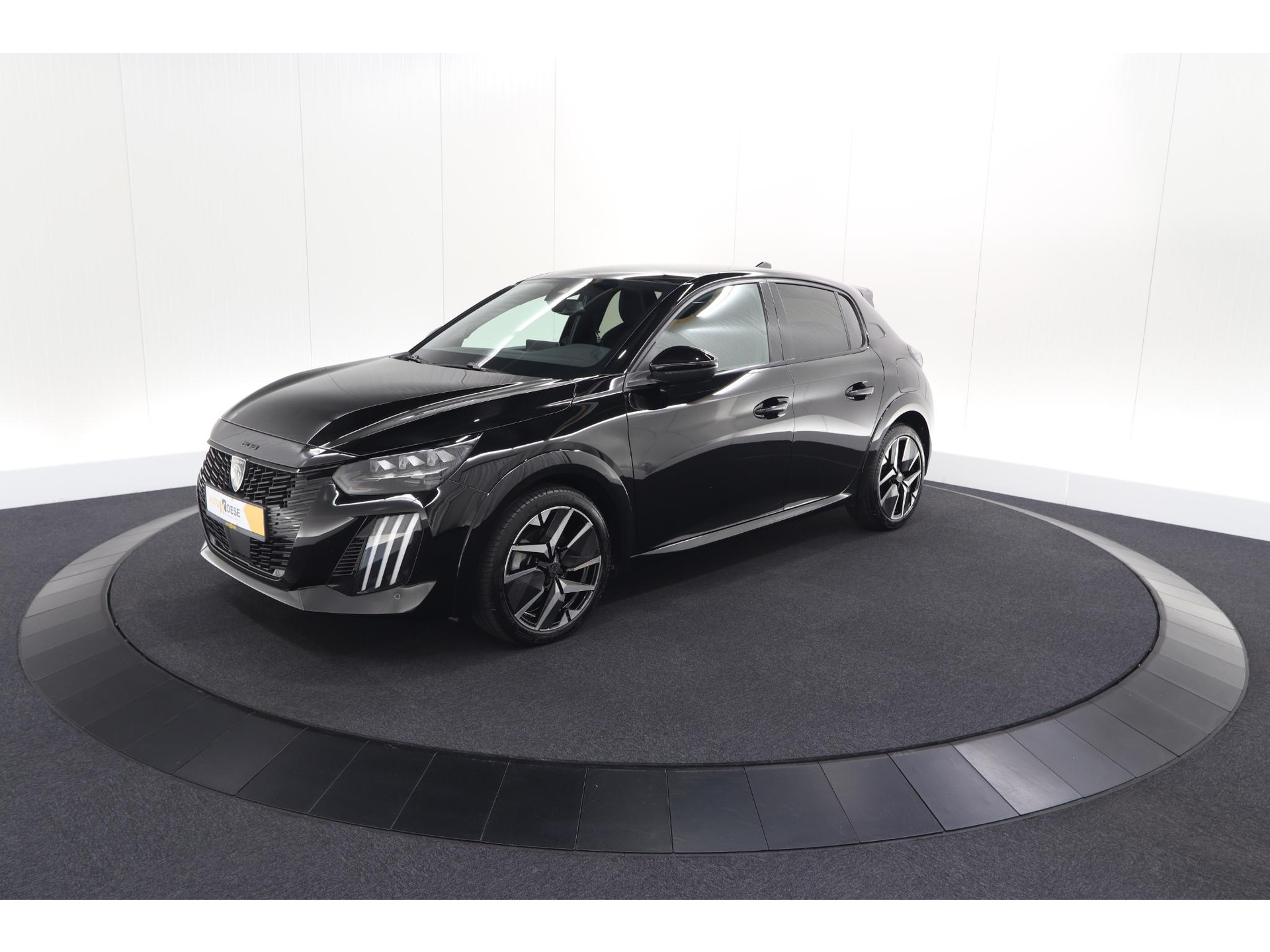 Peugeot 208 1.2 Hybrid 145 e-DCS6 GT | Alcantara Pakket | Camera | Apple Carplay | Stoelverwarming