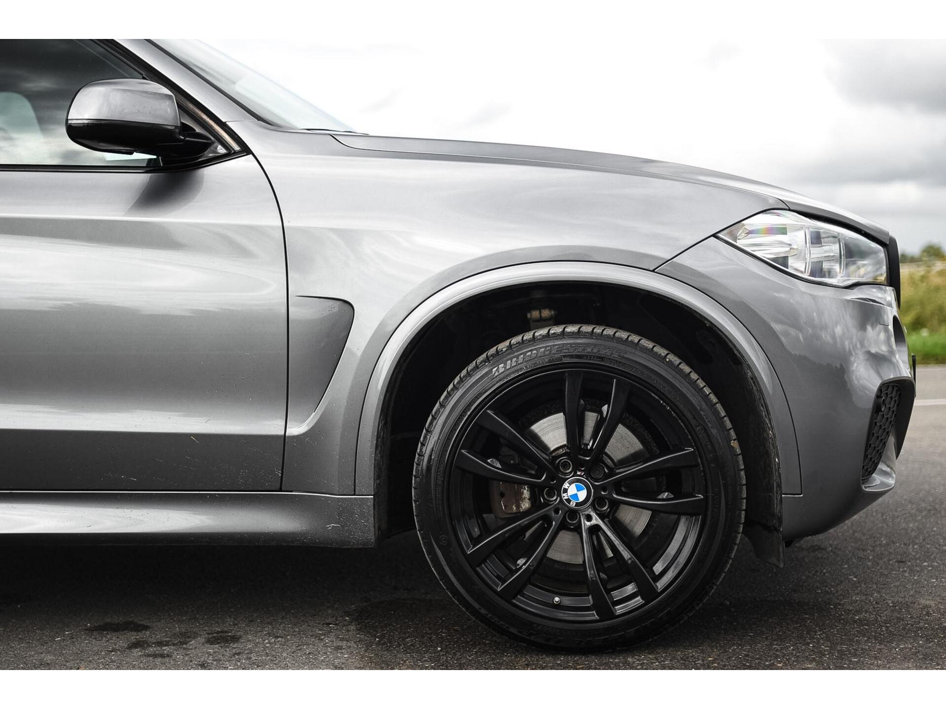 BMW X5 40e M Sport Pano HUD Harman Kardon Trekhaak 360° LED