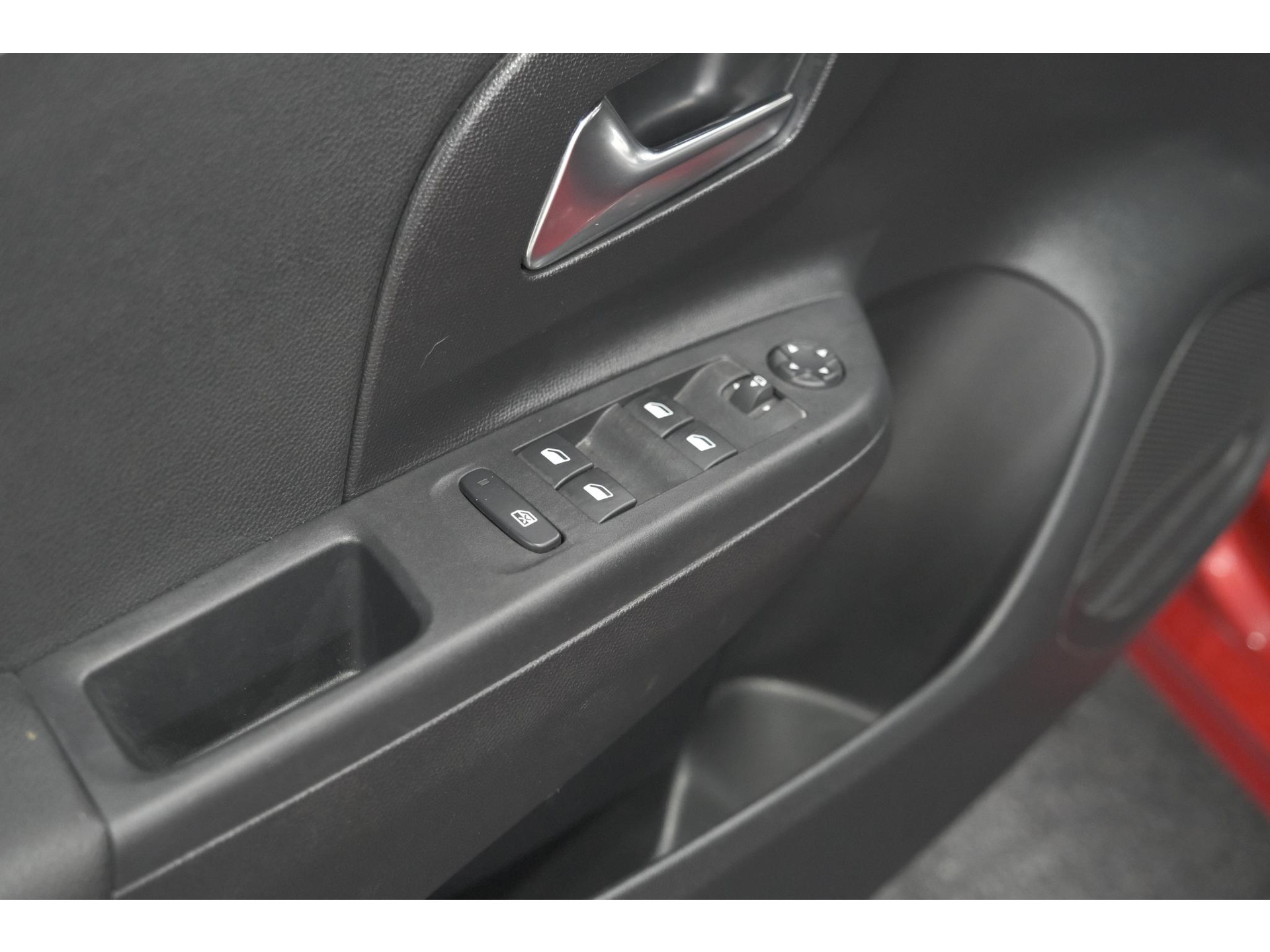 Opel Corsa 1.2 Turbo 100 Ultimate | Panoramadak | Camera | Dodehoekdetectie | Apple Carplay
