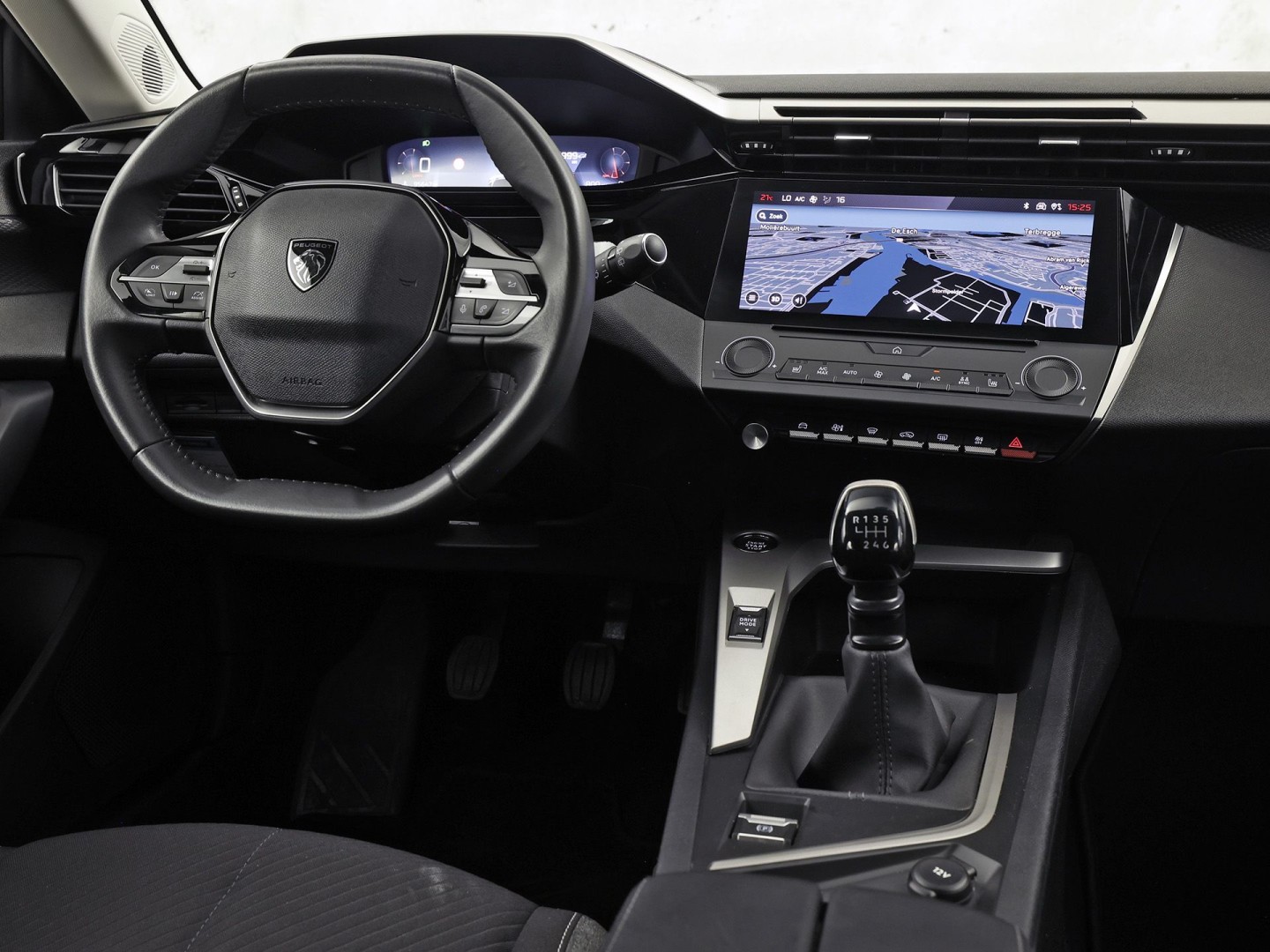 Peugeot 308 SW 1.2 PureTech Active Sport (VIRTUAL COCKPIT, APPLE CARPLAY, GROOT NAVI, SPORTSTOELEN, STOELVERWARMING, PARKEERSENSOREN, LANE ASSIST, CRUISE, NIEUWSTAAT)
