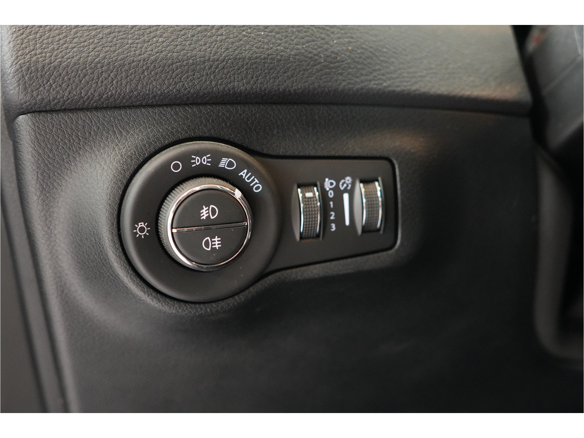 Jeep Compass 1.4 MultiAir Longitude | Navi | Cruise | Climate | Bluetooth | LMV |