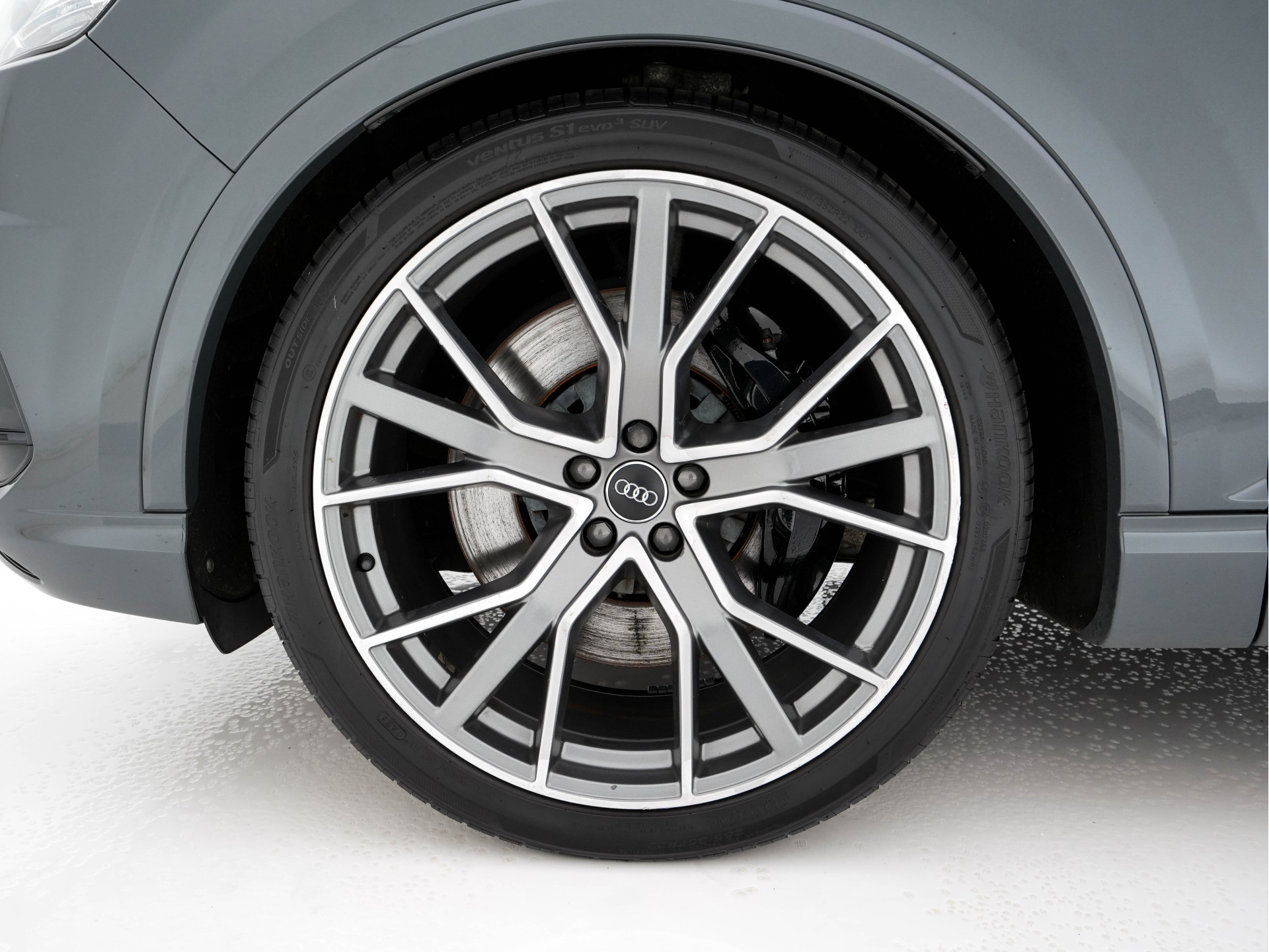 Audi SQ7 4.0 TDI Quattro Pro Line + Aut. *PANO | LUXURY-LEATHER | FULL-LED | DIGI-COCKPIT | BOSE-SOUND | KEYLESS | CAMERA | NAVI-FULLMAP | HEATED/VENTILATED-COMFORTSEATS | SHIFT-PADDLES | CARBON-INLAY | ECC | ADAPTIVE-CRUISE |