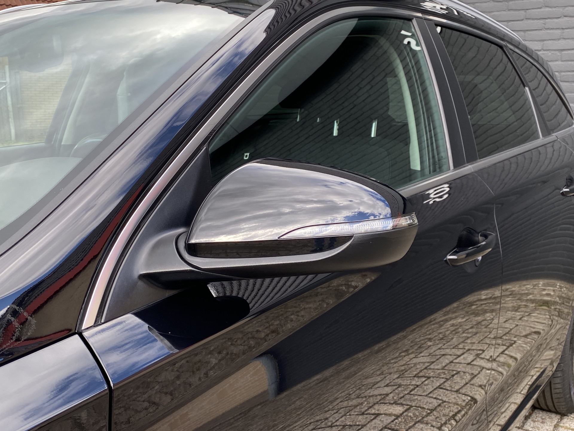 Hyundai i30 Wagon 1.5 T-GDi  MHEV 160 pk Comfort Smart AUT. | navigatie | stoel-/stuurverw. | camera | trekhaak | parkeersensoren