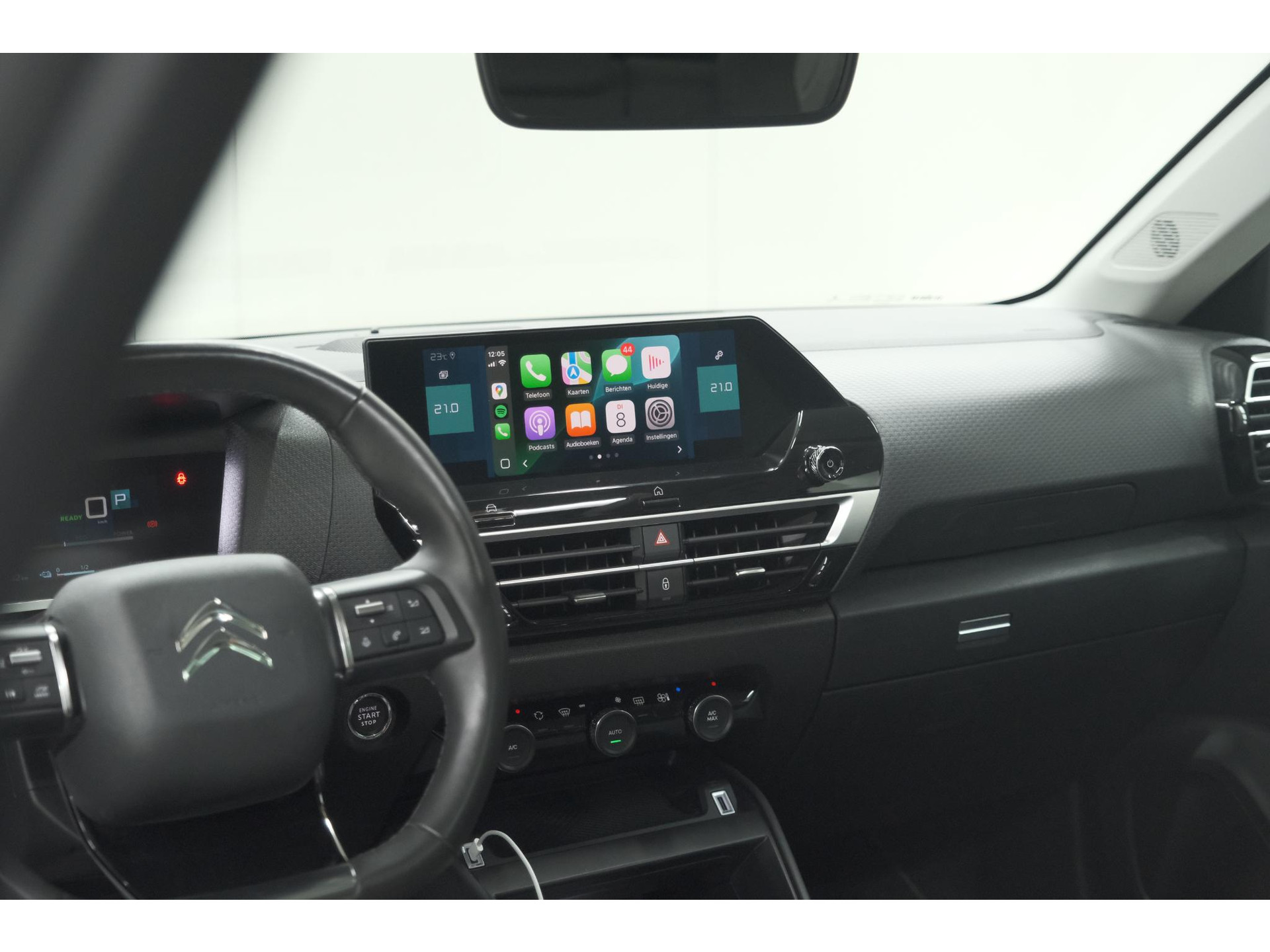 Citroen Ë-C4 Shine 50 kWh | Elektrisch Panoramadak | Camera | Adaptieve Cruise Control