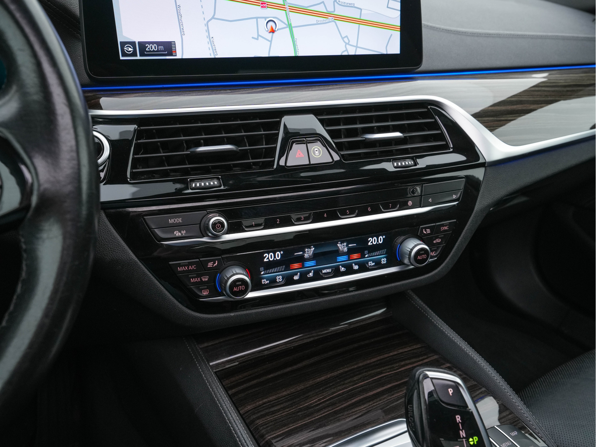 BMW 5-serie 540i xDrive High Executive Edition (INCL-BTW ) Aut.*PANO | LUXURY-LEATHER | LASER-LIGHT | BOWERS&WILKINS-AUDIO | MEMORY-PACK | HEATED/COOLED-COMFORTSEATS | DIGI-COCKPIT | NAVI-FULLMAP | SHIFT-PADDLES | CRUISE | 18''ALU*