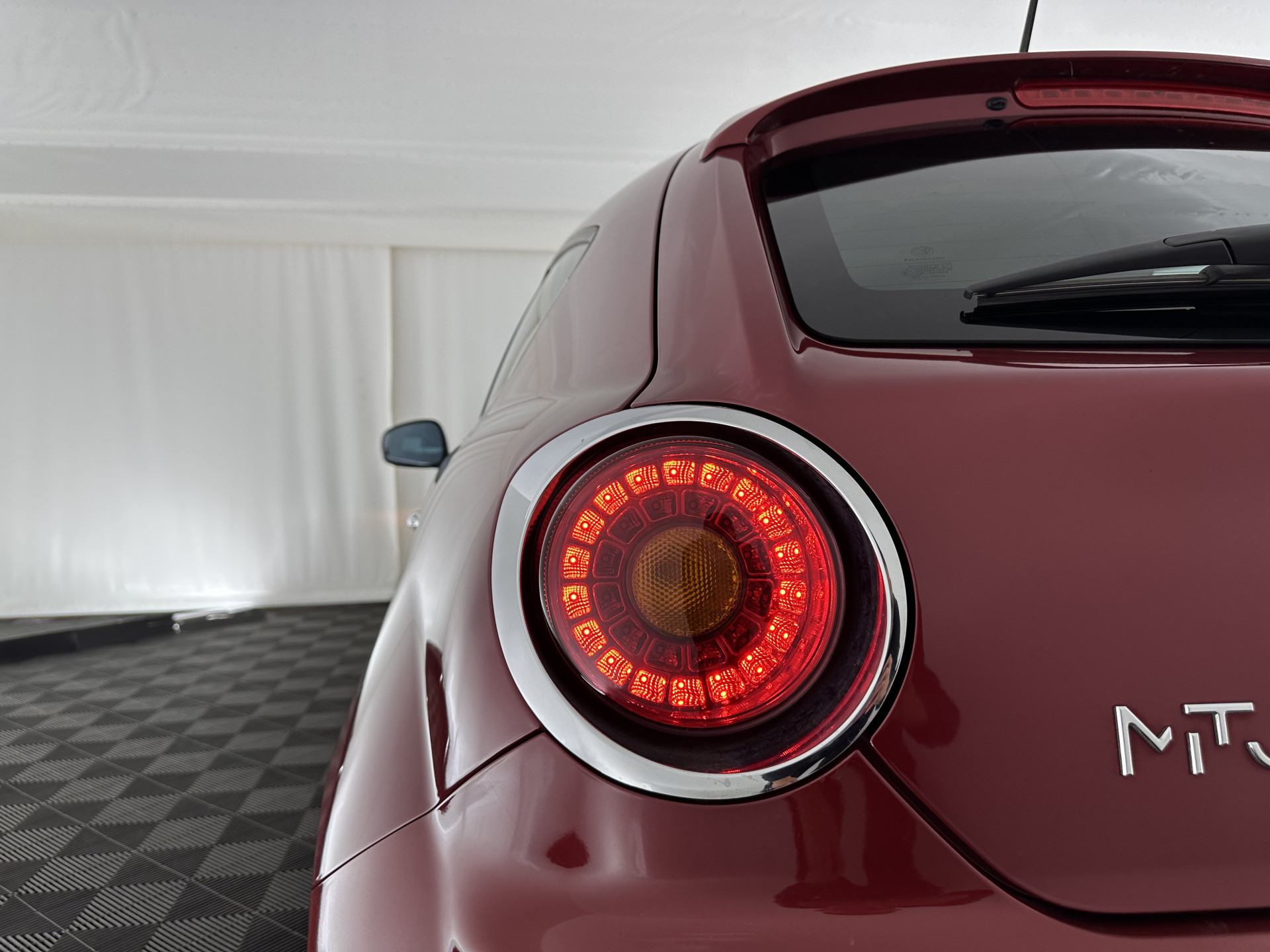 Alfa Romeo MiTo 1.3 JTDm ECO Esclusivo *LUXURY-LEATHER | NAVI-FULLMAP | SPORT-SEATS | ECC | PDC | CRUISE | PRIVACY-GLASS *