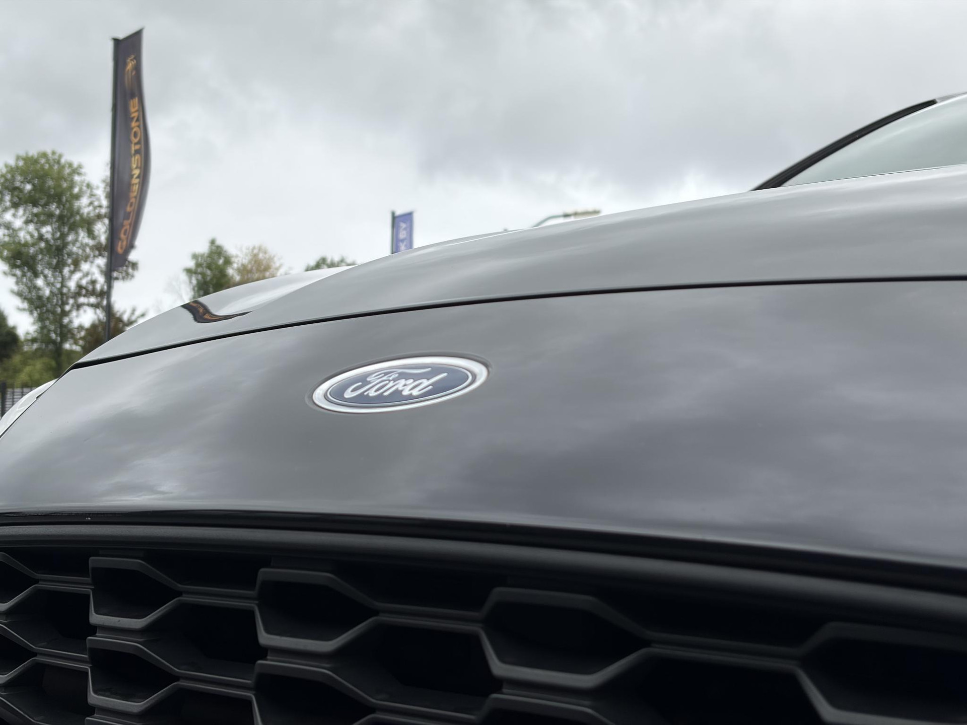 Ford Focus 1.0 EcoBoost ST Line Business 2e Eigenaar l Navi l Clima l Cruise l 125pk l Keyless l Pdc V+A l 18 '' Lmv  l N.A.P l Apk tot 02-2028