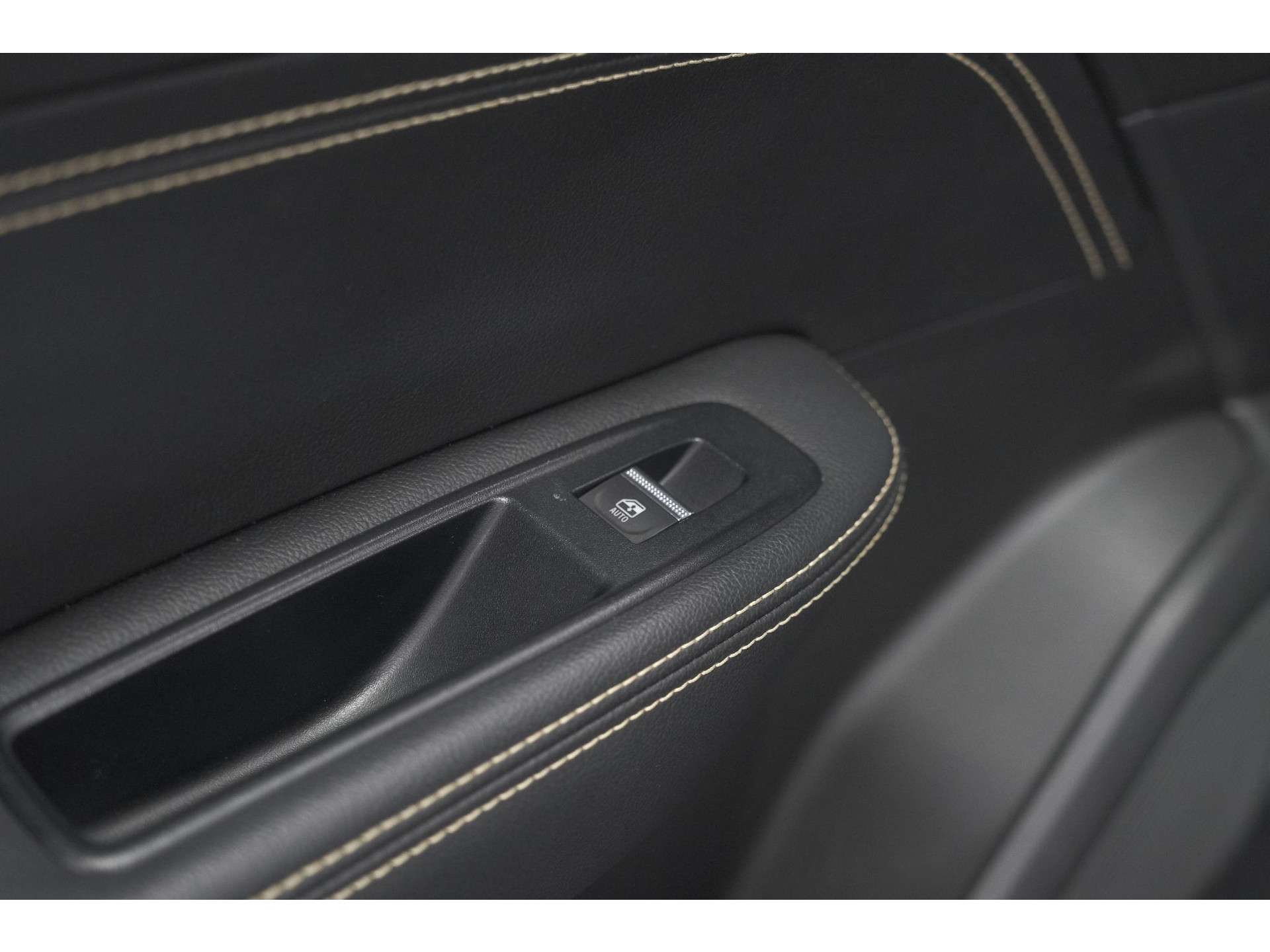 Renault Arkana Mild Hybrid 140 EDC Techno | 360 Camera | Dodehoekdetectie | Adaptieve Cruise Control