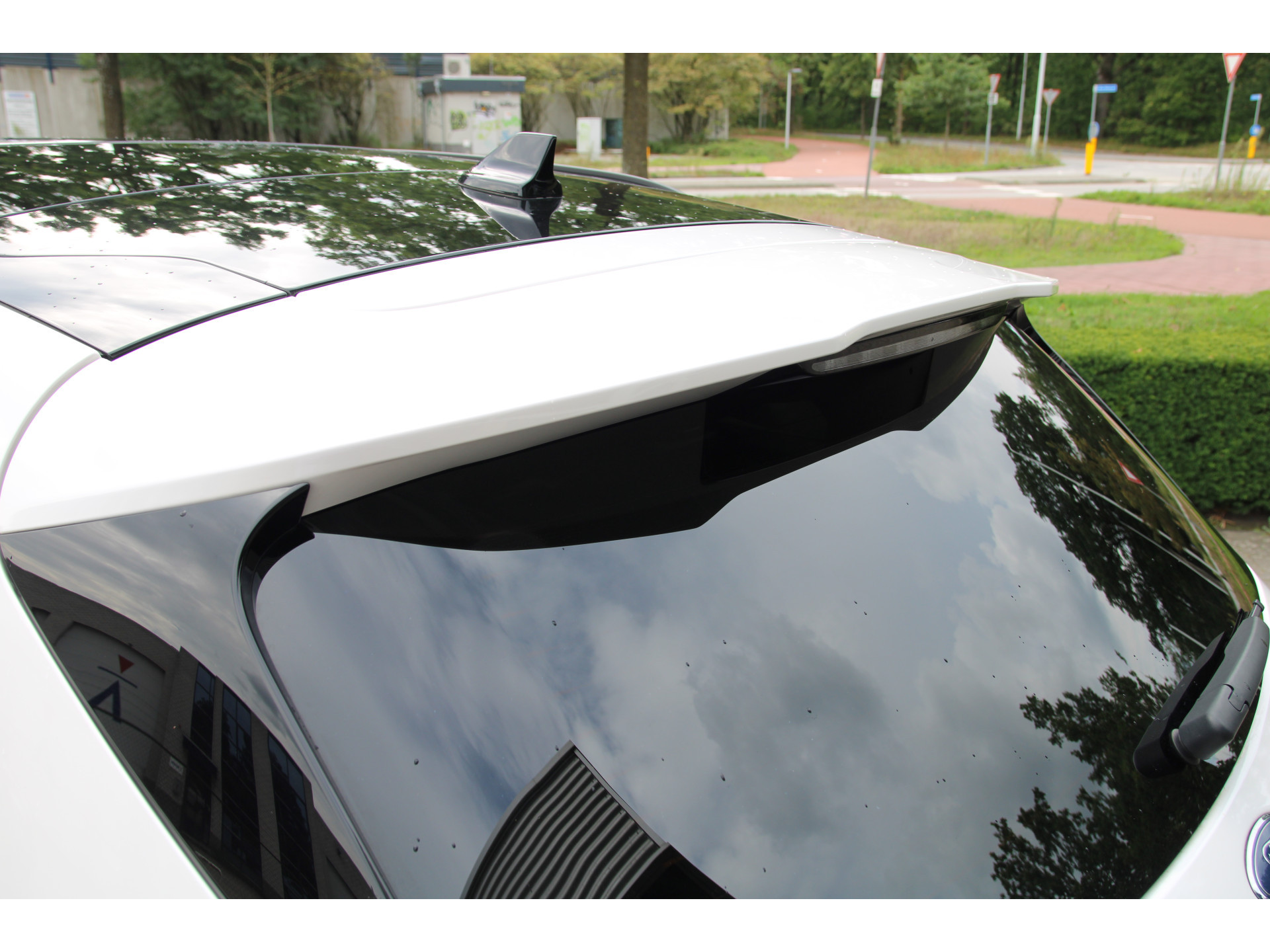 Ford Kuga 2.5 PHEV 225 PK AUTOMAAT ST-Line X TREKHAAK | PANORAMADAK | 19-INCH