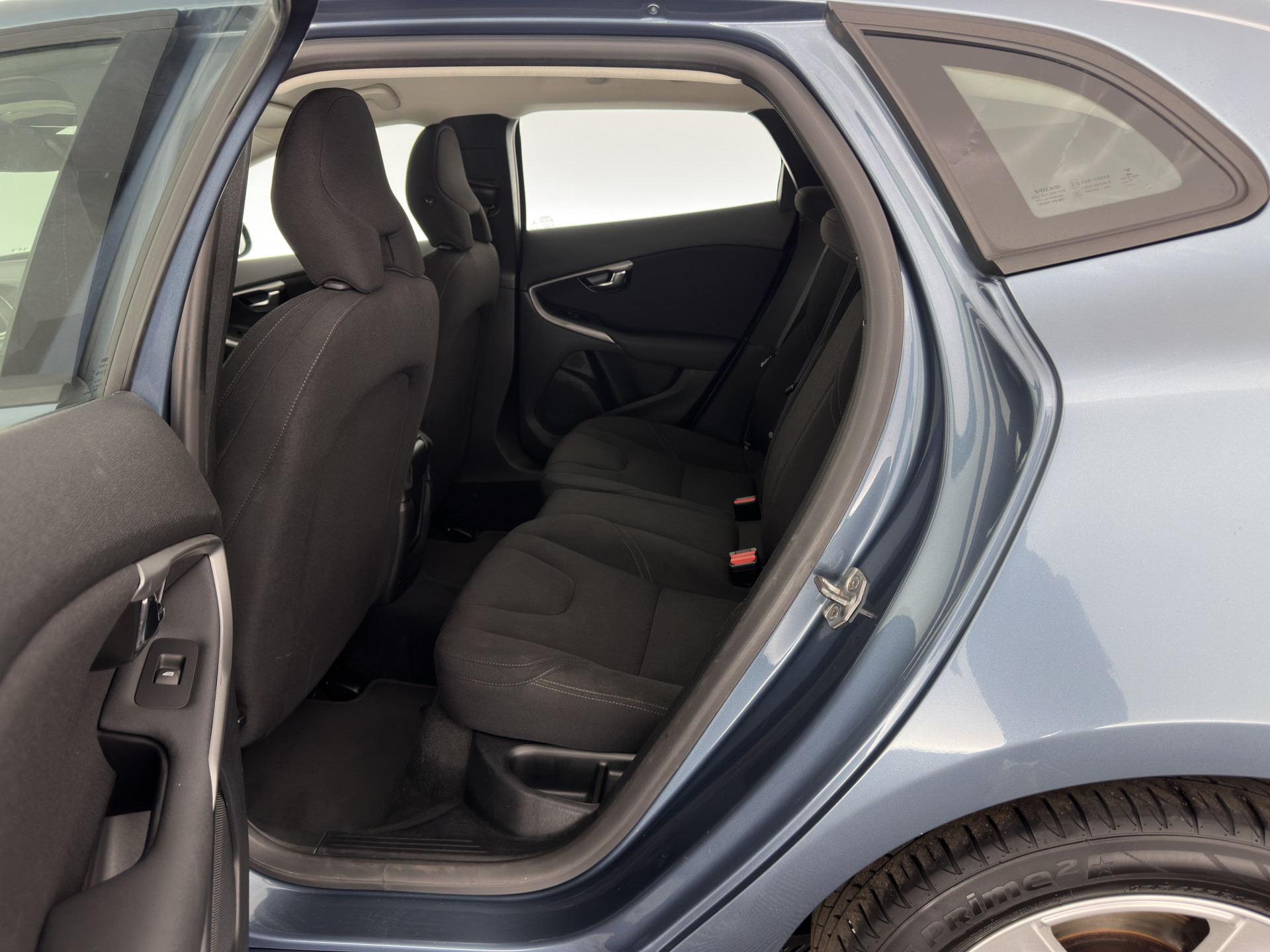 Volvo V40 1.6 D2 Kinetic *NAVI-FULLMAP | COMFORT-SEATS | ECC | PDC | SIPS | CRUISE | 16''ALU*