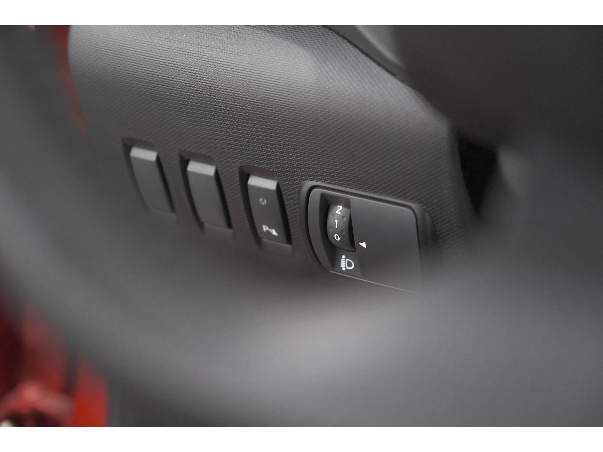 Renault Twingo 1.0 SCe Limited | Automaat | Parkeersensoren | Allseason Banden | Bluetooth Radio