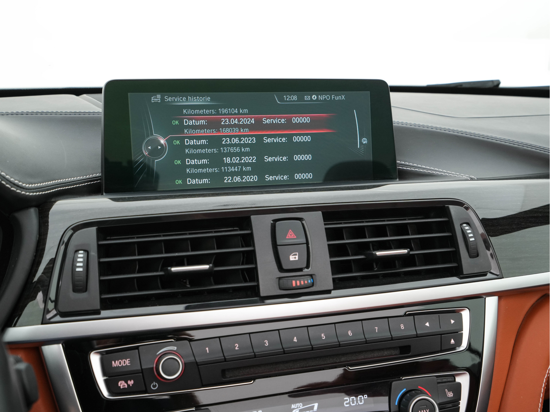 BMW 4-serie Cabrio 435d xDrive M-SportPack Centennial High-Executive Aut. *LEATHER | FULL-LED | ADAPTIVE-CRUISE | MEMORY-PACK | AIRSCARF | BLINDSPOT | HIFI-SOUND | KEYLESS | DAB+ | HEATED-SPORTSEATS | CAMERA | HEAD-UP | NAVI-FULLMAP | 19''ALU*