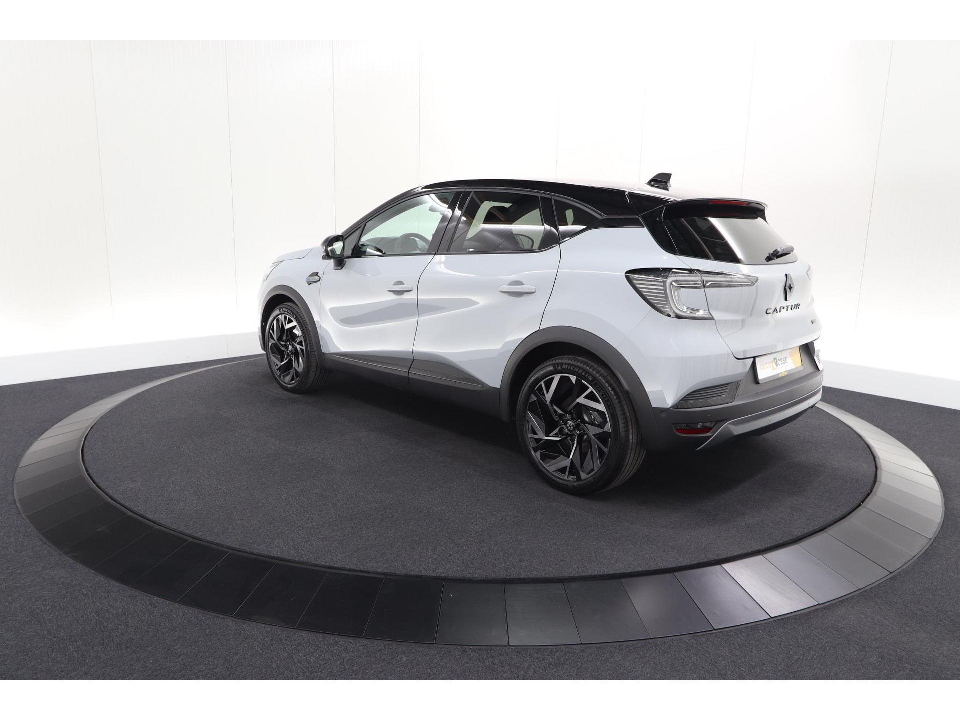Renault Captur 1.8 E-Tech Full Hybrid 160 Esprit Alpine | Rondom Camerazicht | Dodehoekdetectie | Adaptieve Cruise Control