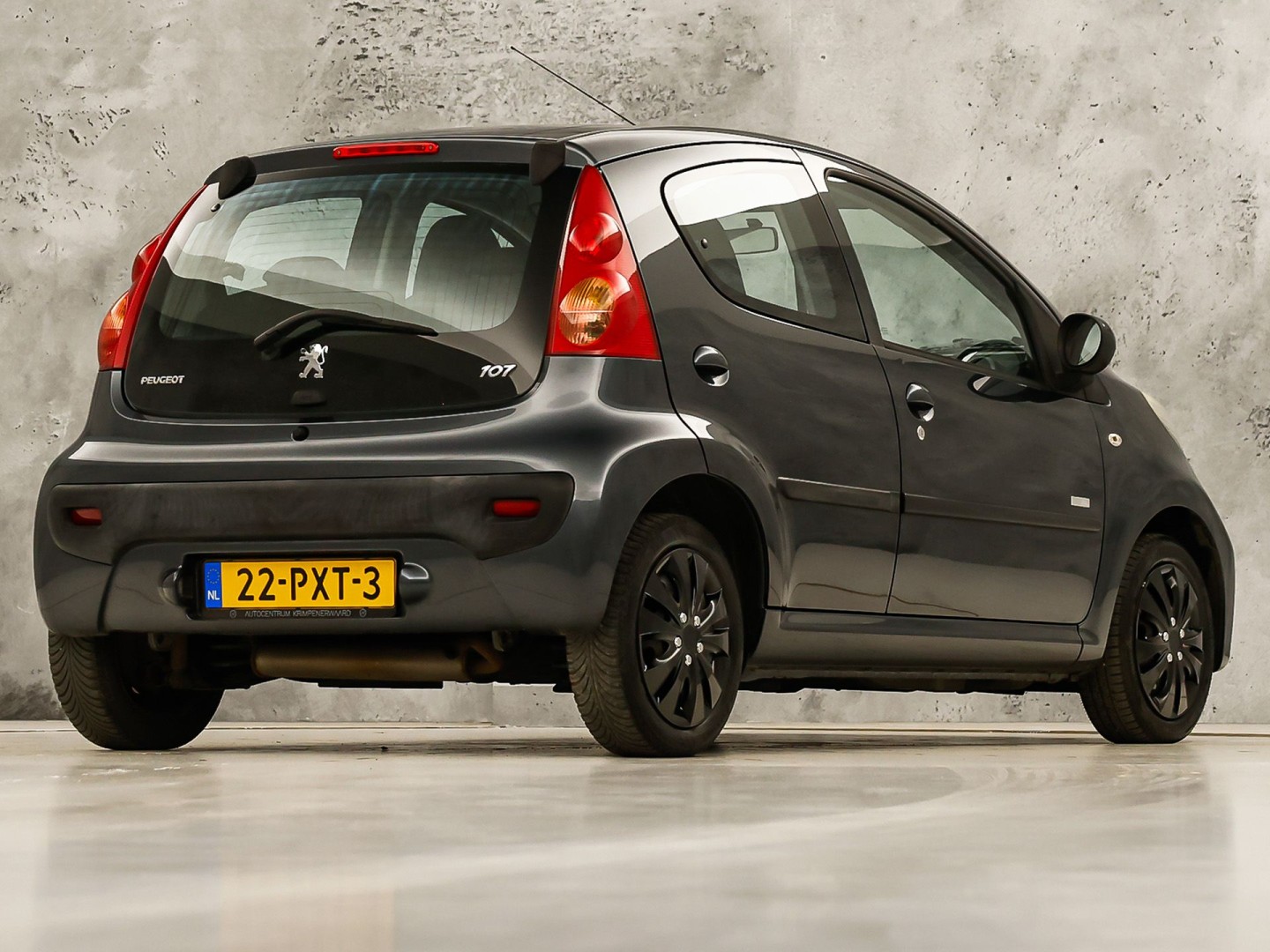 Peugeot 107 1.0-12V Sport (5 DEURS, AIRCO, TOERENTELLER, SPORTSTOELEN, RADIO, ELEK RAMEN, NIEUWE APK, NIEUWSTAAT)