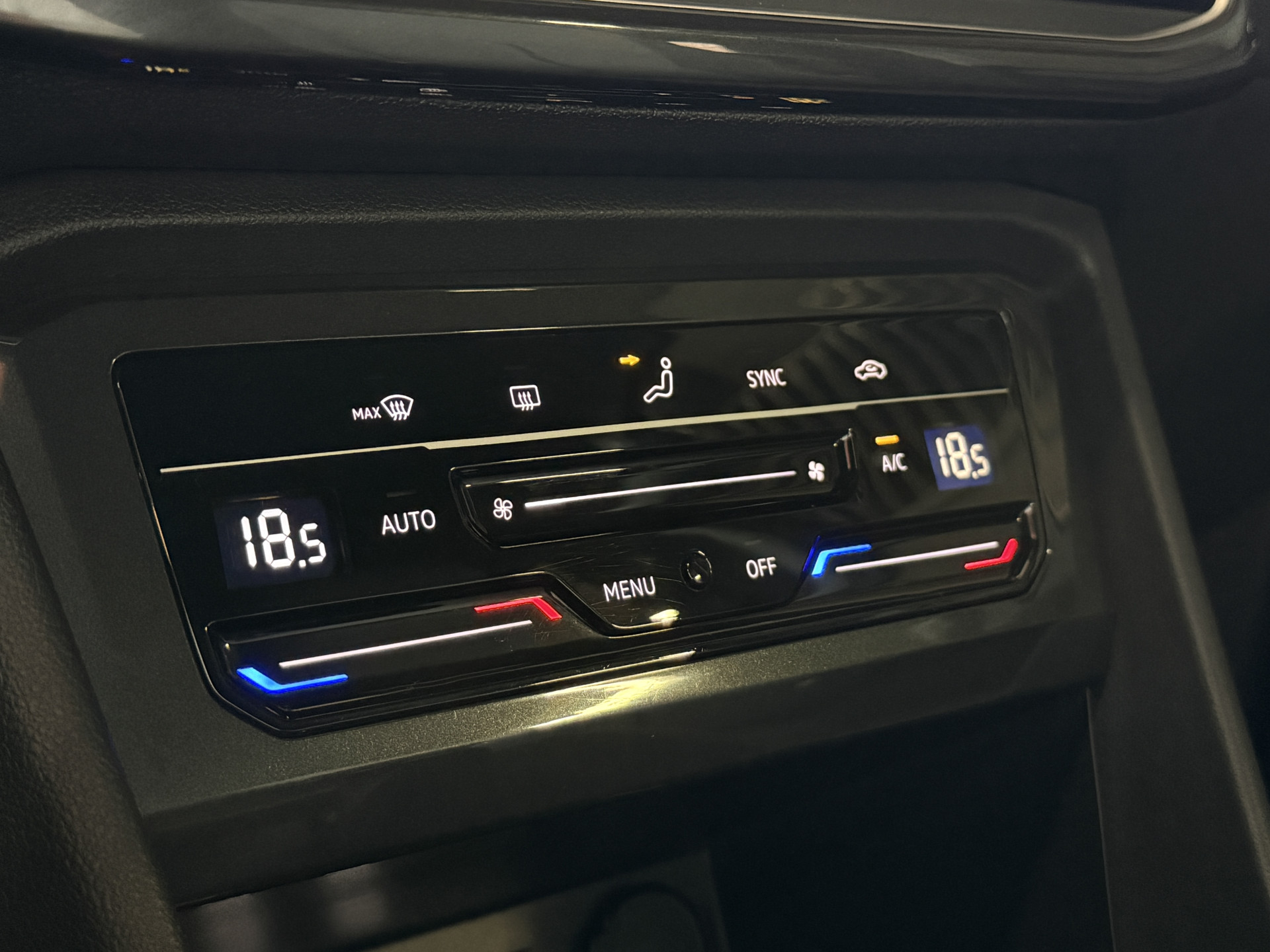 SEAT Tarraco 1.5 TSI Style Business Intense | Trekhaak | Camera | Carplay | ACC