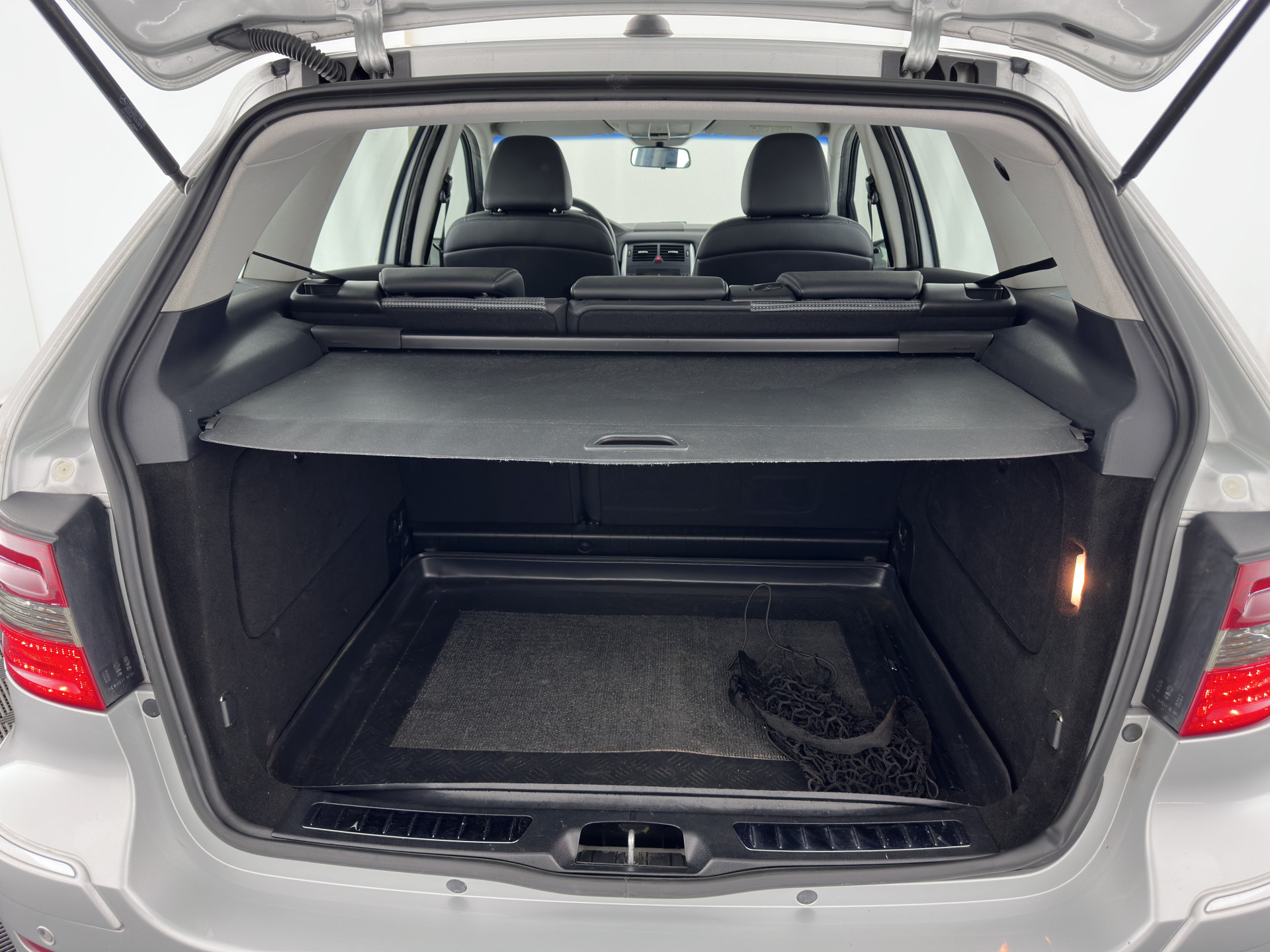 Mercedes-Benz B-klasse 180 CDI Aut. *LEATHER-FABRIC | AIRCO | CRUISE | COMFORT-SEATS | TOWBAR | 17''ALU*