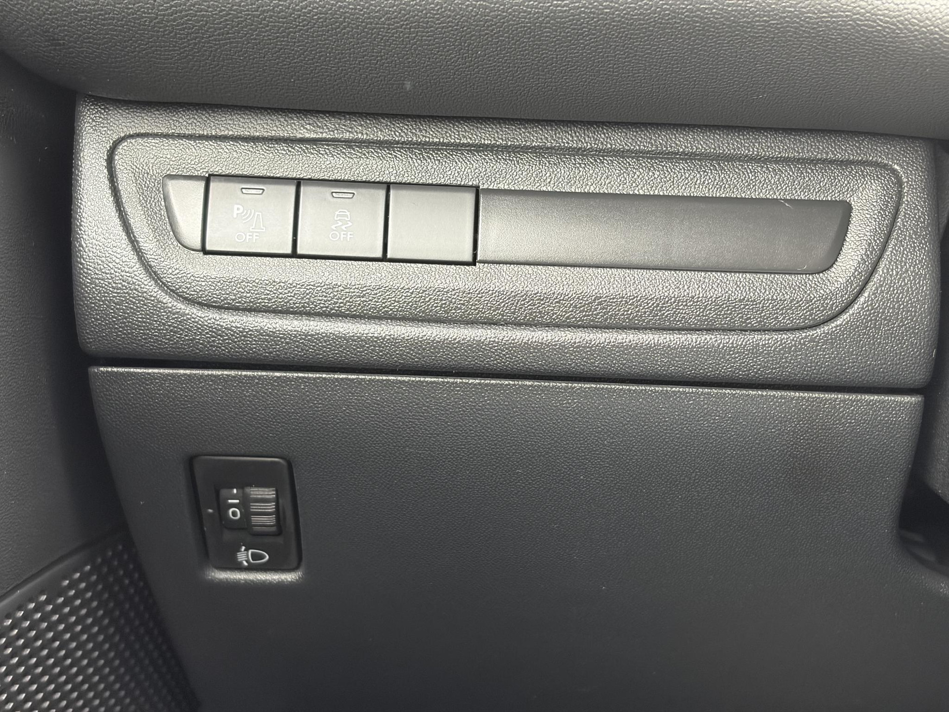 Peugeot 208 1.2 VTi Urban Soul ✓1e Eigenaar✓Trekhaak✓Navi✓Airco✓Cruise✓Pdc✓Lm velgen✓5 Deurs✓Zeer Zuinig✓N.A.P✓Apk tot 03-2027