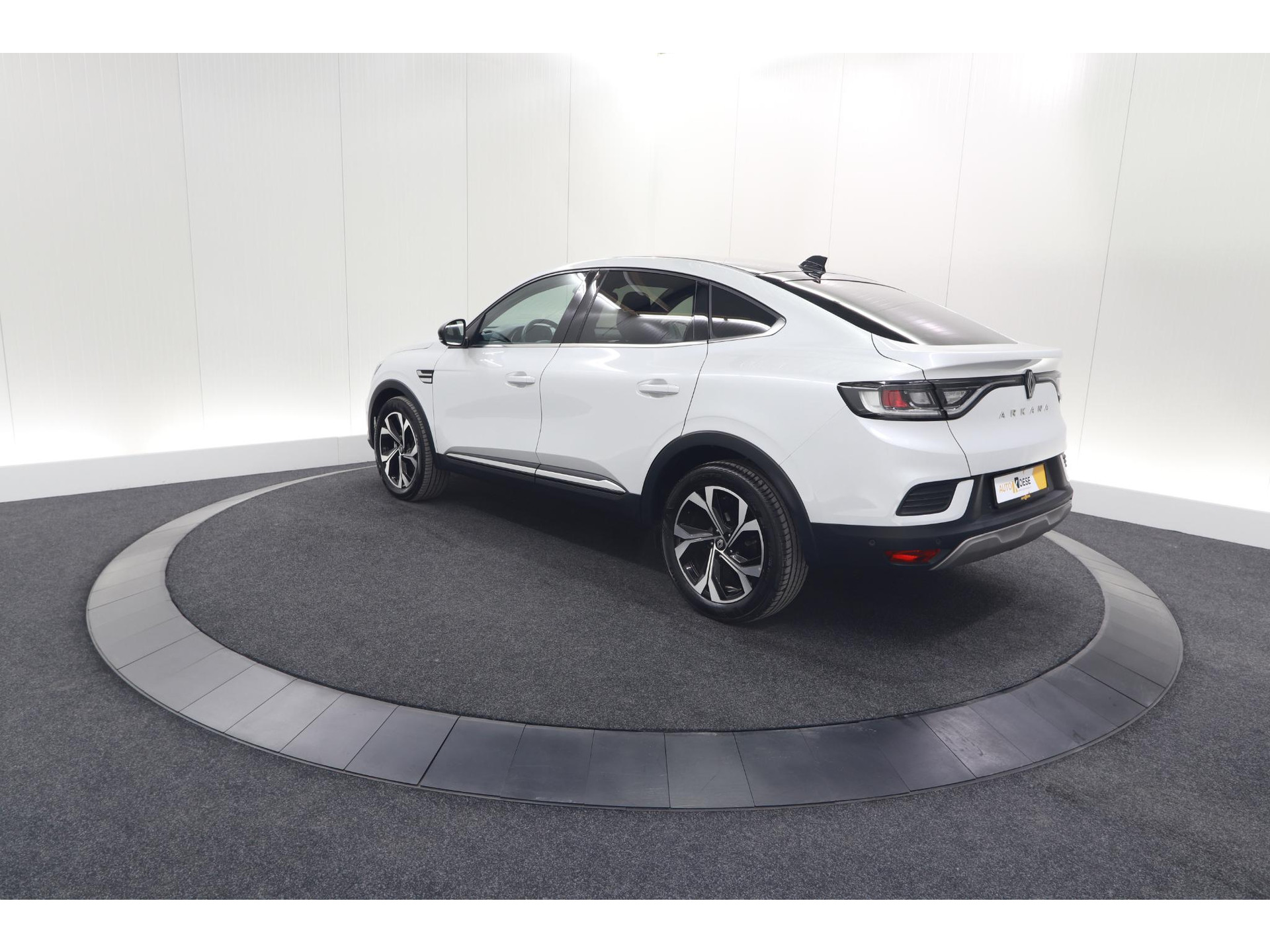 Renault Arkana Mild Hybrid 140 EDC Techno | 360 Camera | Adaptieve Cruise Control | Dodehoekdetectie | Apple Carplay