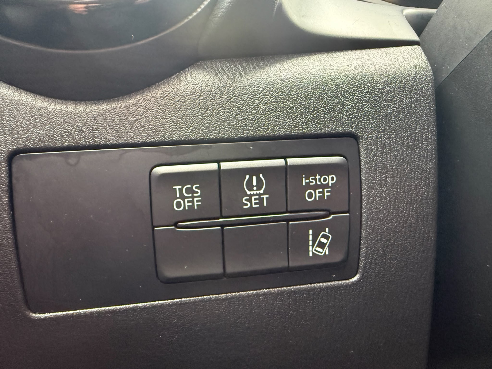 Mazda CX-3 2.0 SkyActiv-G 120 TS+ | 1E EIGENAAR | 3/6 OF 12 MND GARANTIE | NAVI | PDC | STOELVERWARMING |