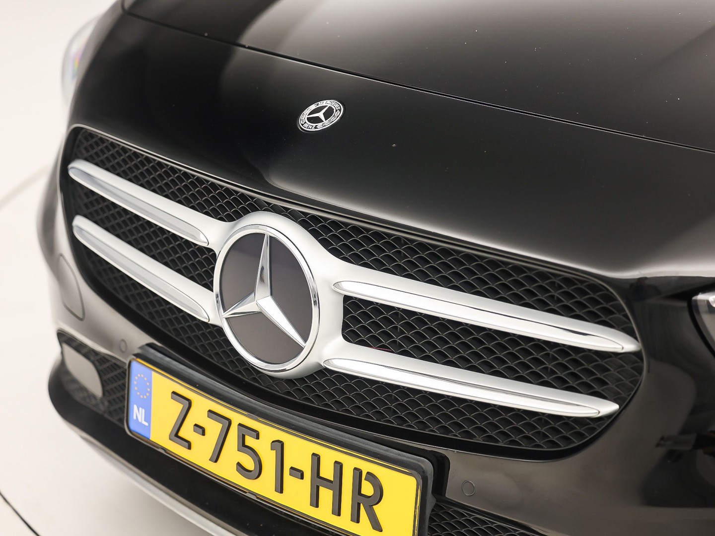 Mercedes-Benz B-Klasse 200 Business Solution Luxury 163Pk Automaat (GROOT NAVI, LEDER, CAMERA, GETINT GLAS, SPORTSTOELEN, STOELVERWARMING, TREKHAAK, NIEUWE APK, NIEUWSTAAT)
