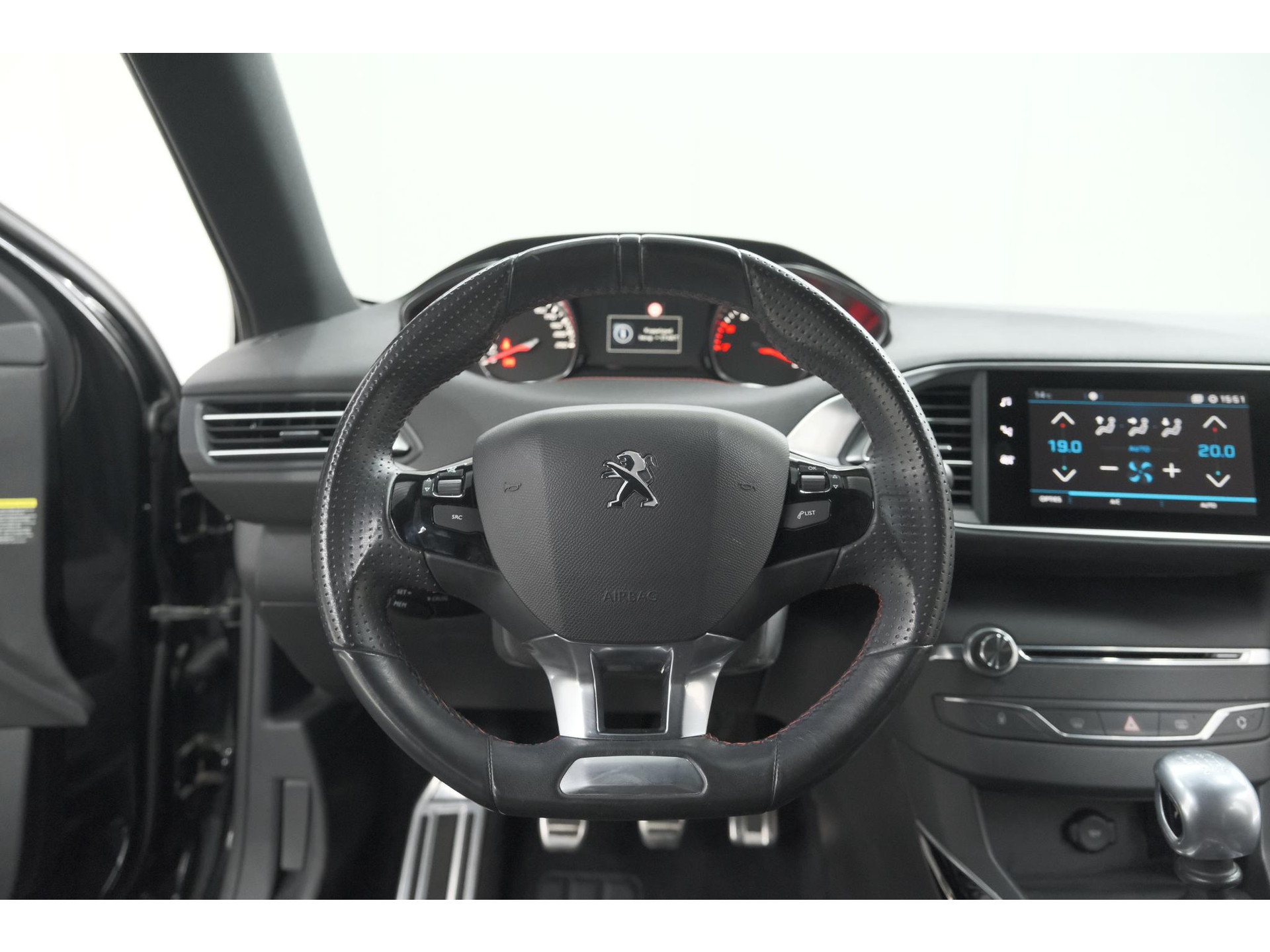 Peugeot 308 SW PureTech 130 GT-line | Trekhaak | Panoramadak | Camera | Alcantara Bekleding | Dodehoekdetectie