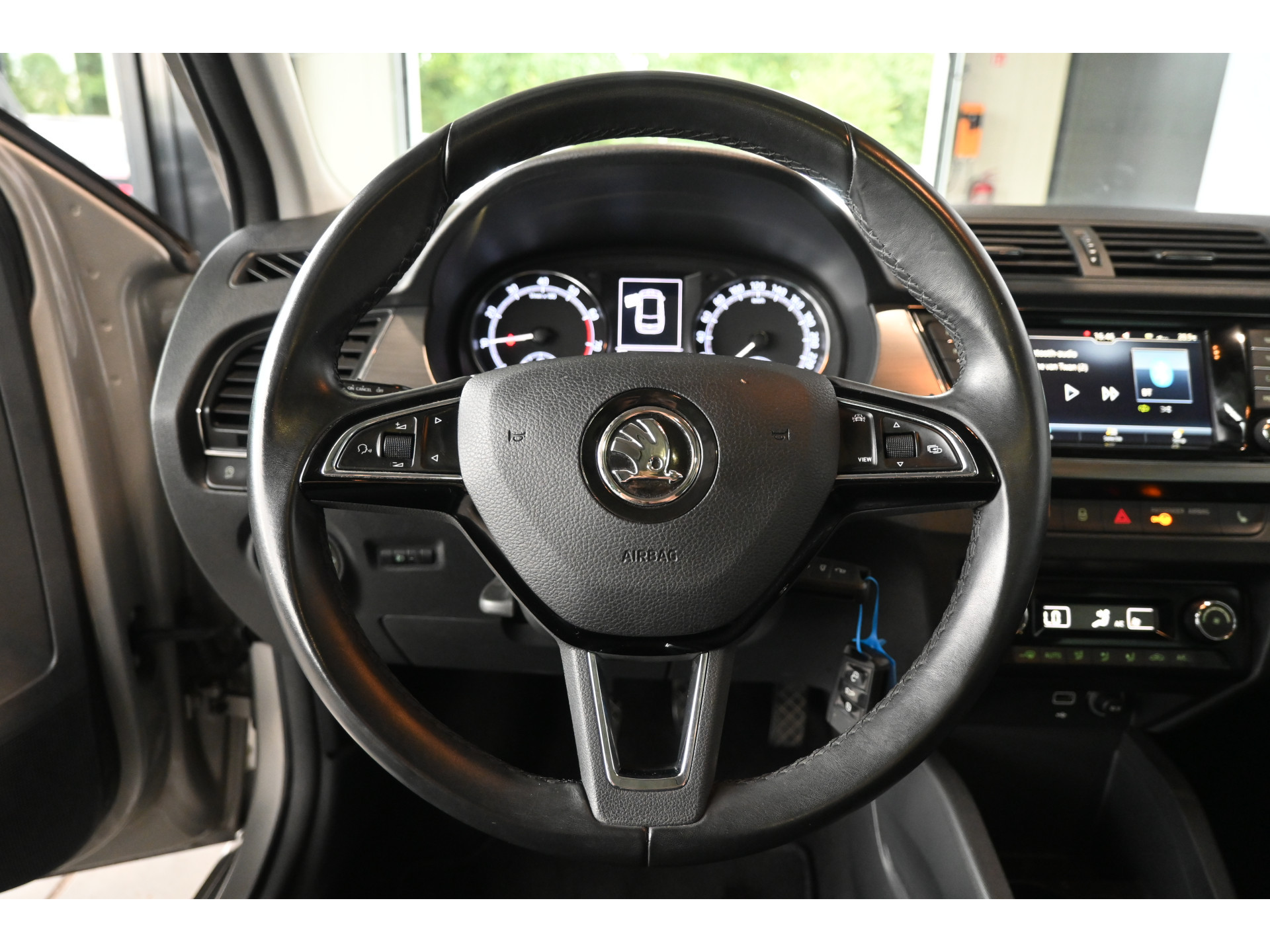 ŠKODA Fabia Combi 1.0 TSI Clever Clima Navigatie Panoramadak LED Stoelverwarming Rijklaarprijs! Inruil Mogelijk!