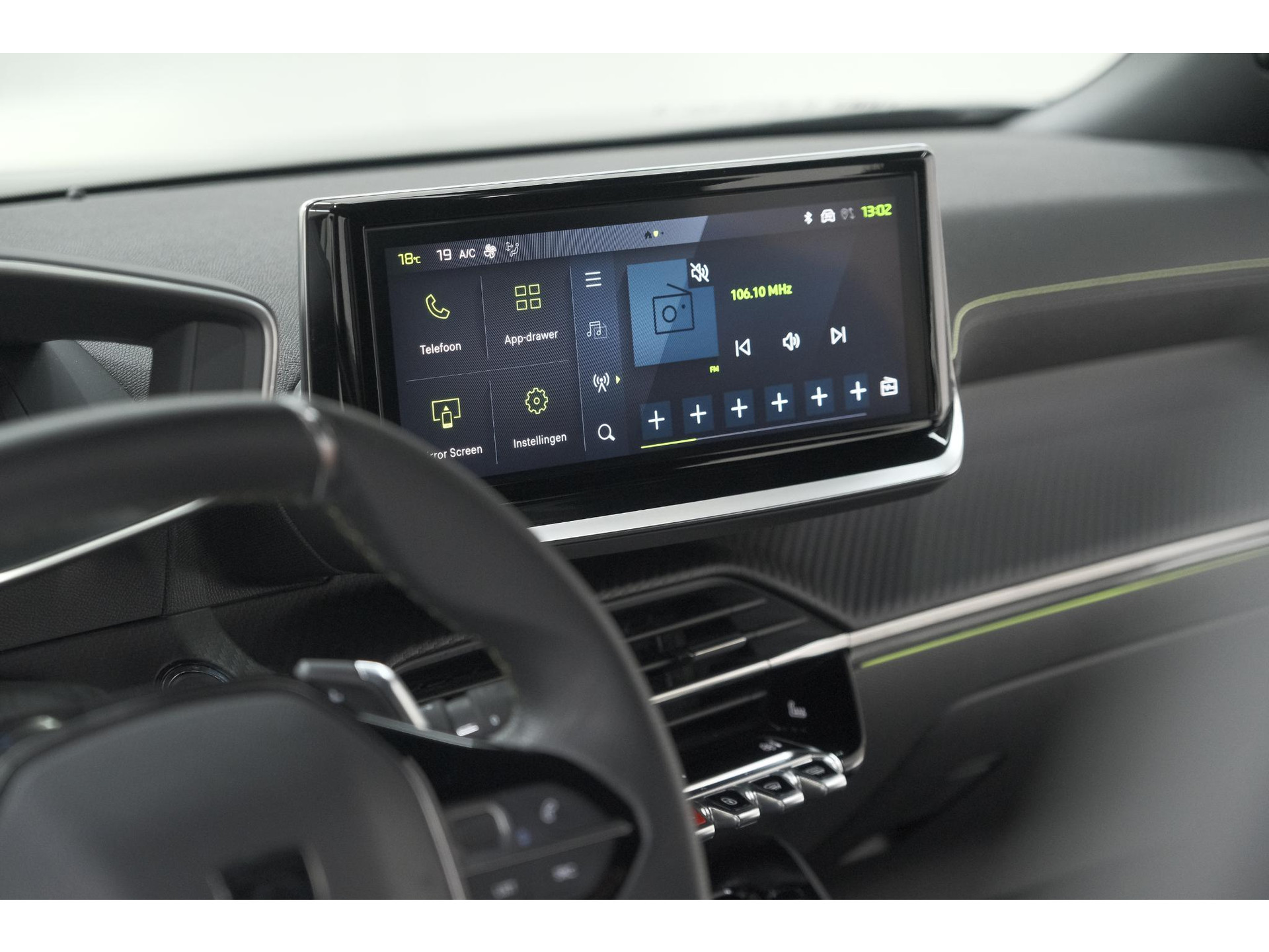 Peugeot 2008 PureTech 130 EAT8 GT | 360 Camera | Stoelmassage | Adaptieve Cruise Control | Dodehoekdetectie