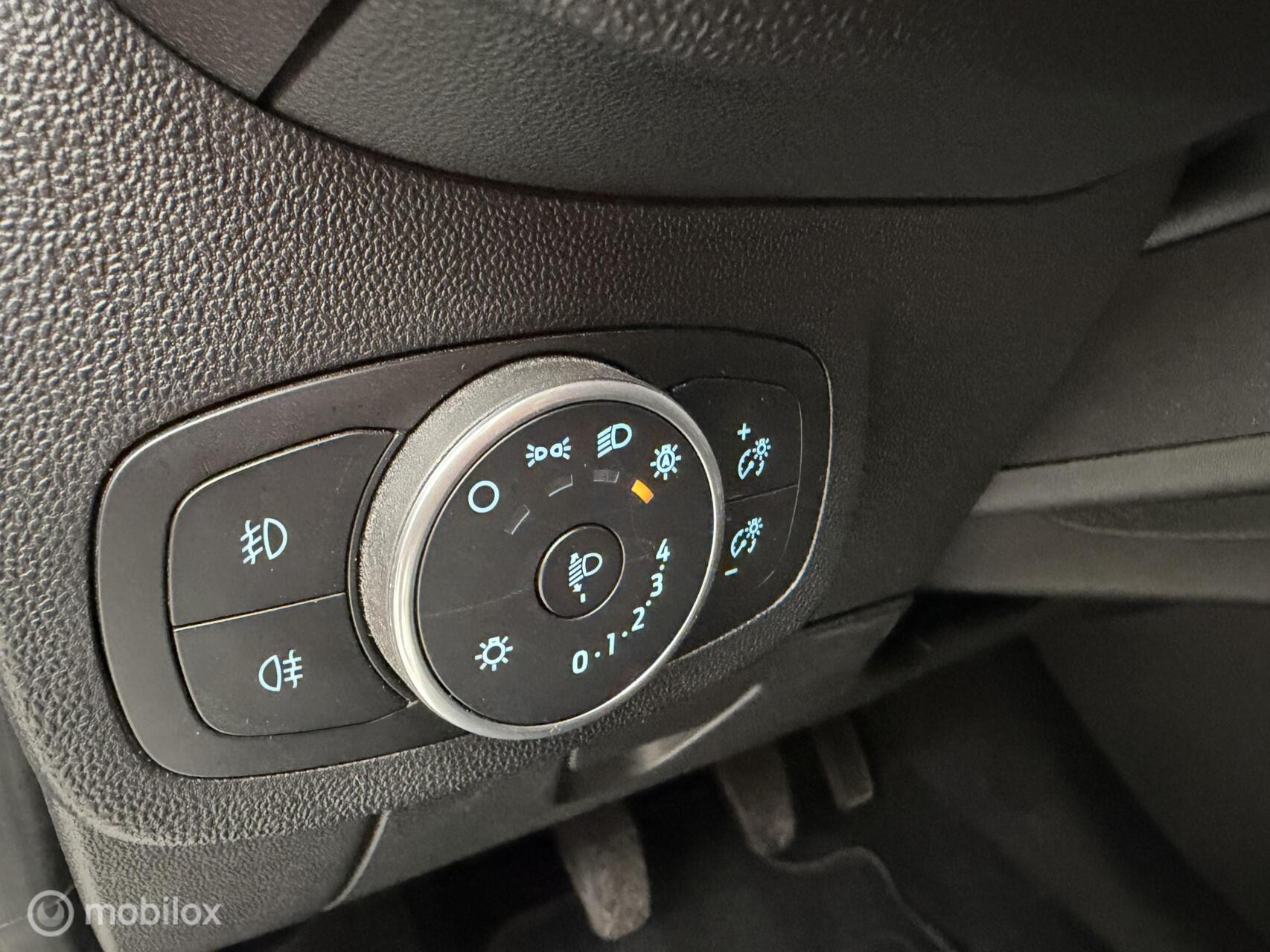 Ford Fiesta Titanium 1.5 TDCi 2019 | Navi |Park Assist |