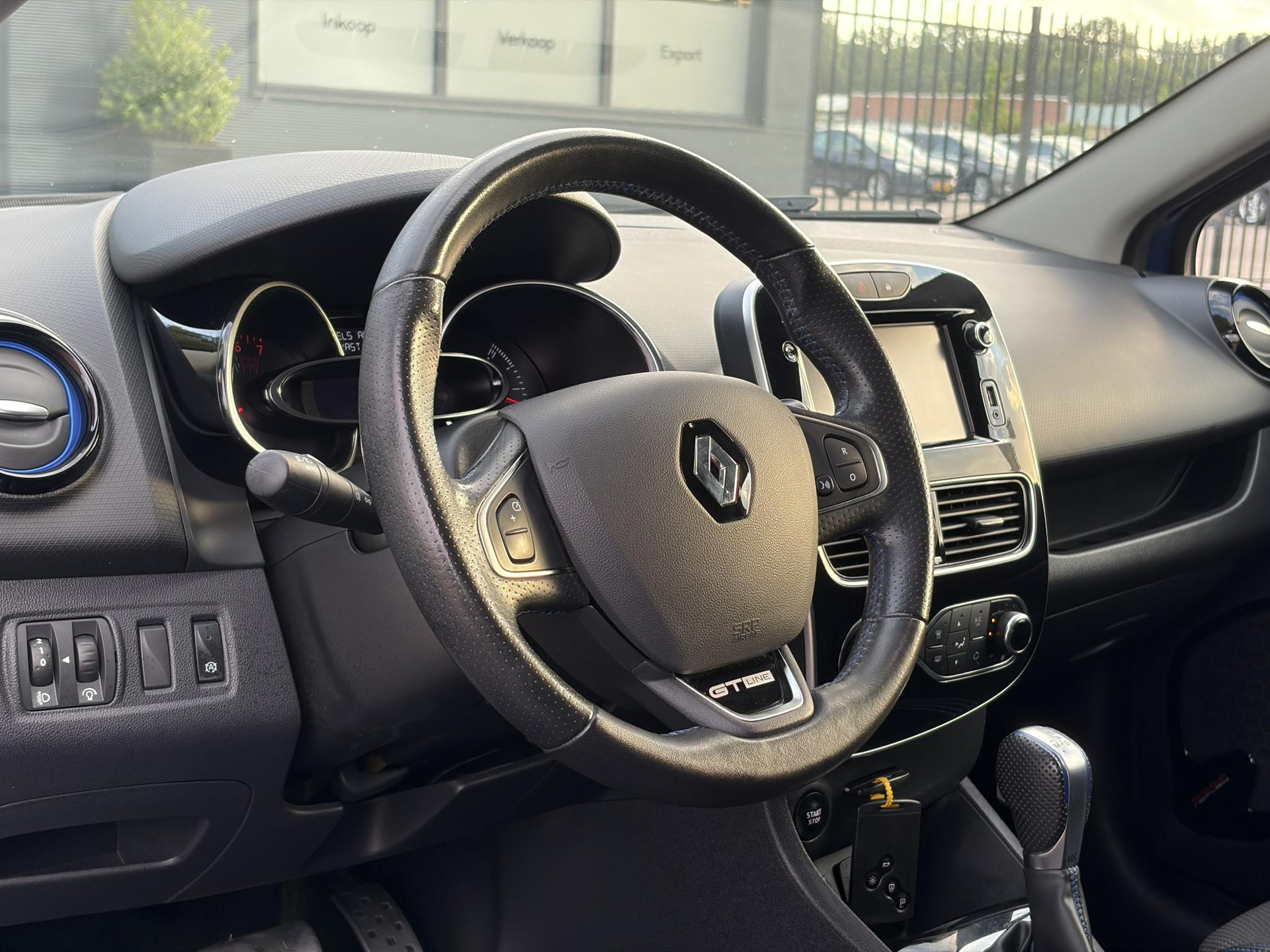 Renault Clio 1.2 TCe GT-Line Automaat l Navi l Keyless l Clima l Cruise l 120pk l 2e Eigenaar l N.A.P. l Pdc l 17''Lmv l Apk tot 03-2027