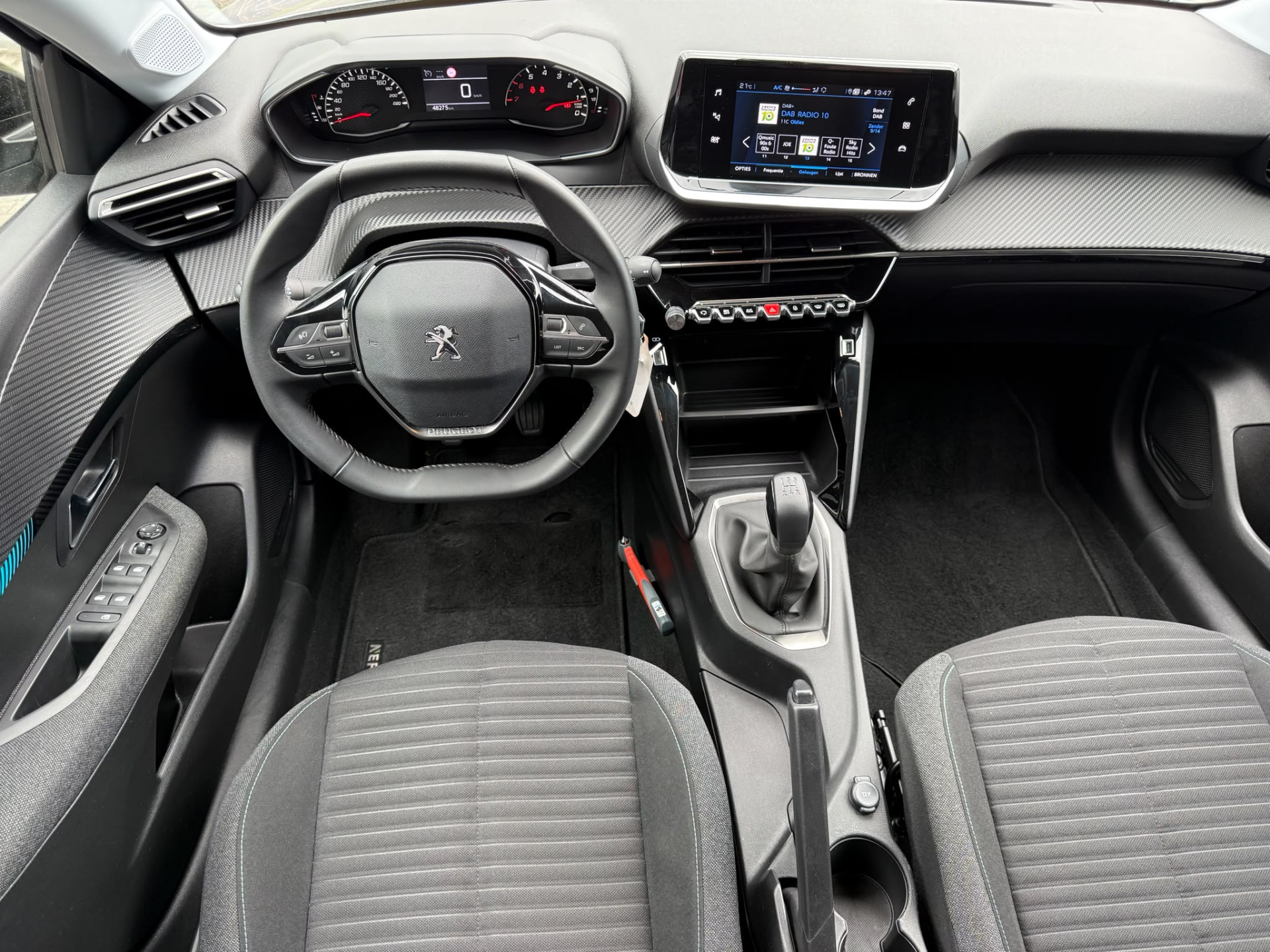 Peugeot 208 75PK Style | 1E EIGENAAR | 3/6/12MND GARANTIE| LED | CARPLAY | NAVI | CRUISE | CLIMA | LMV |